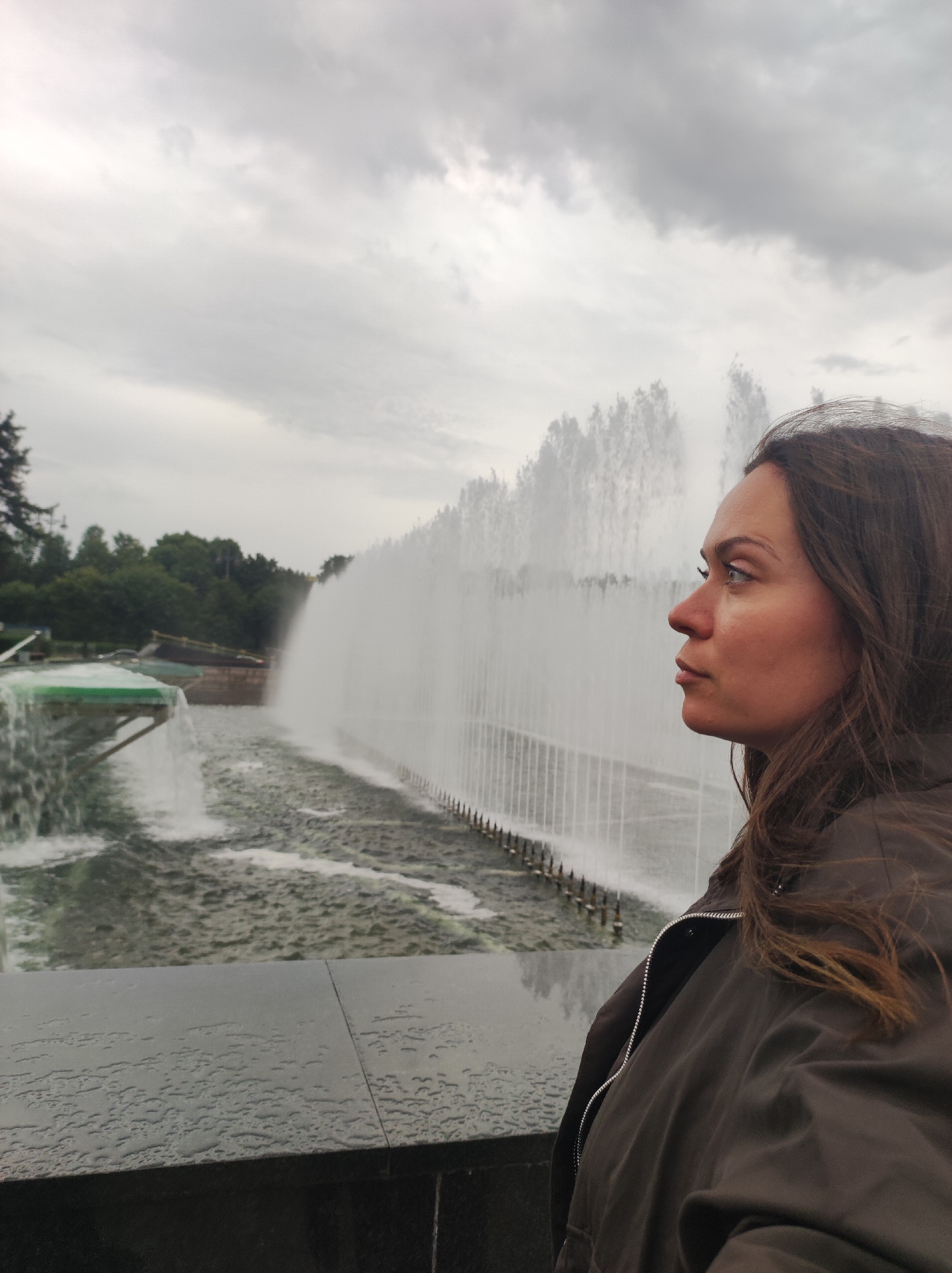 Afternoon at a cascading fountain in Saint Petersburg