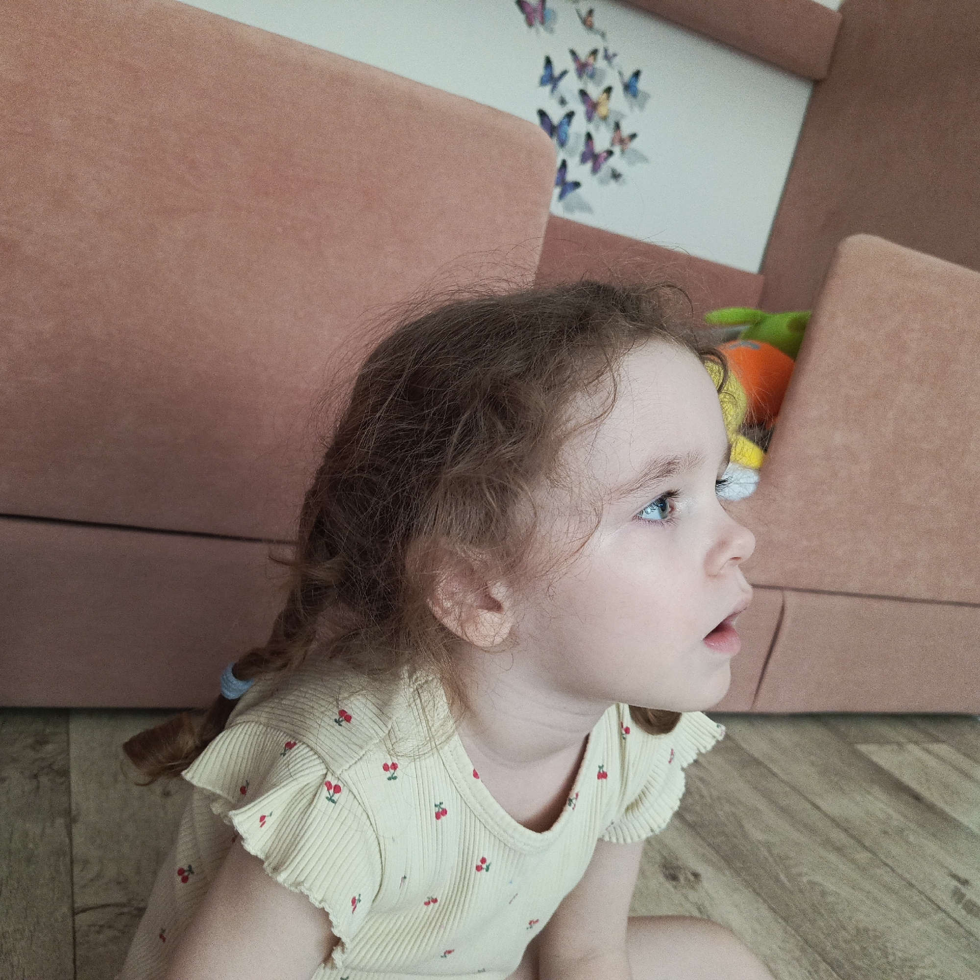 Morning domestic life documented in Markovskii, Russia