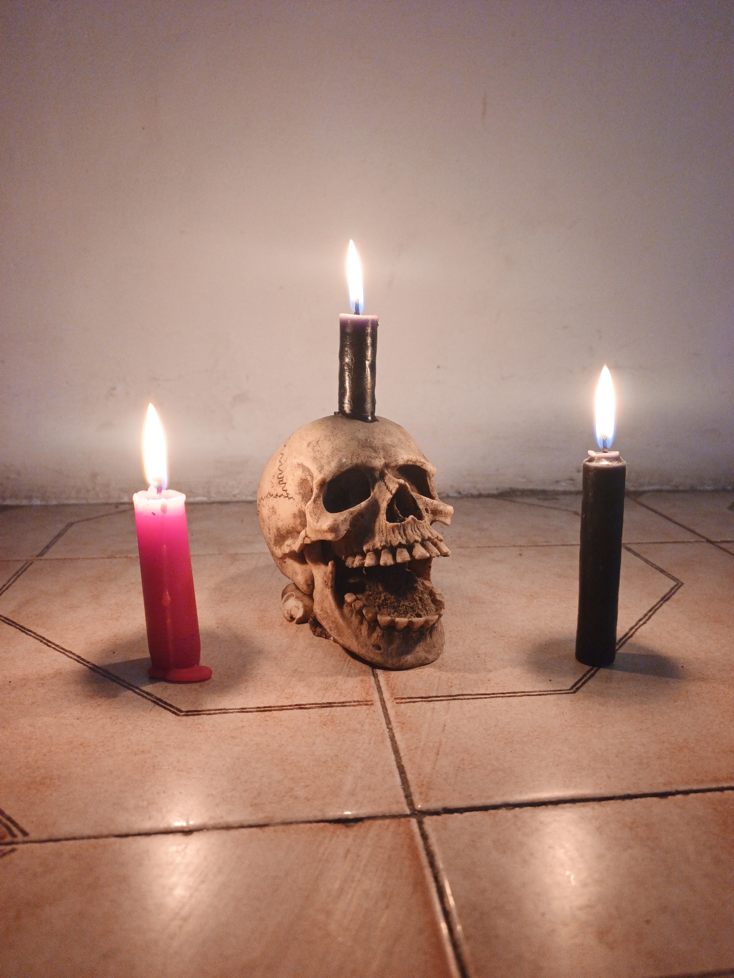 Ritual scene with candles, skull documented in Venezuelan town