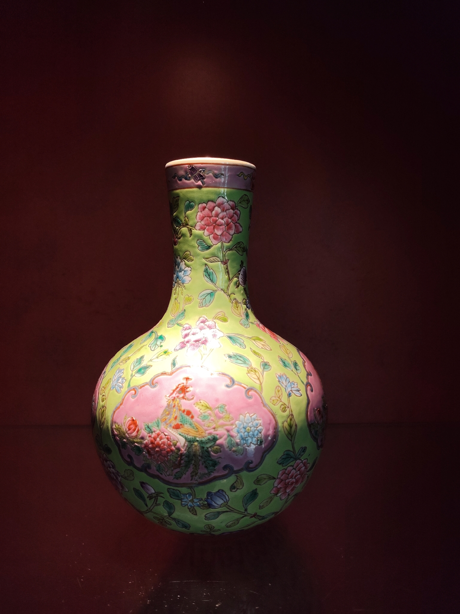 Close-up shots of ornate East Asian porcelain pieces in Singapore