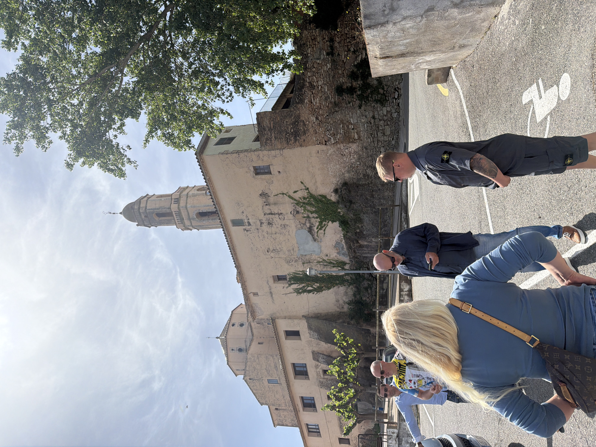 Historic church gathering documented in Bonastre, Spain