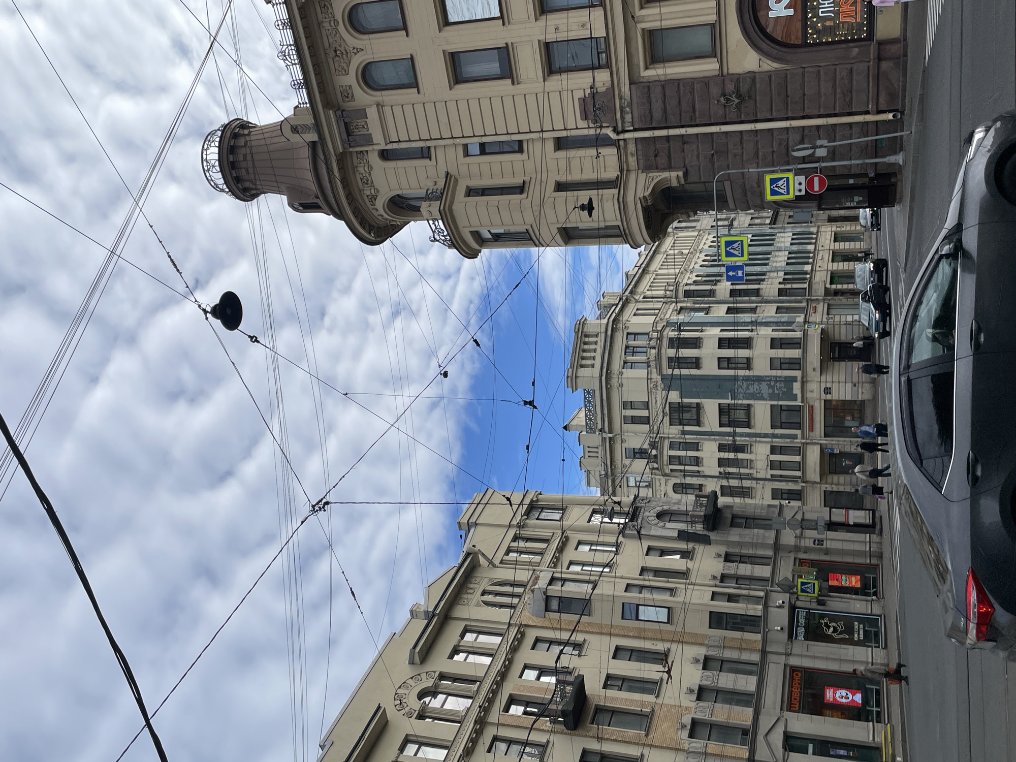 Street-level moments in Saint Petersburg's historic center