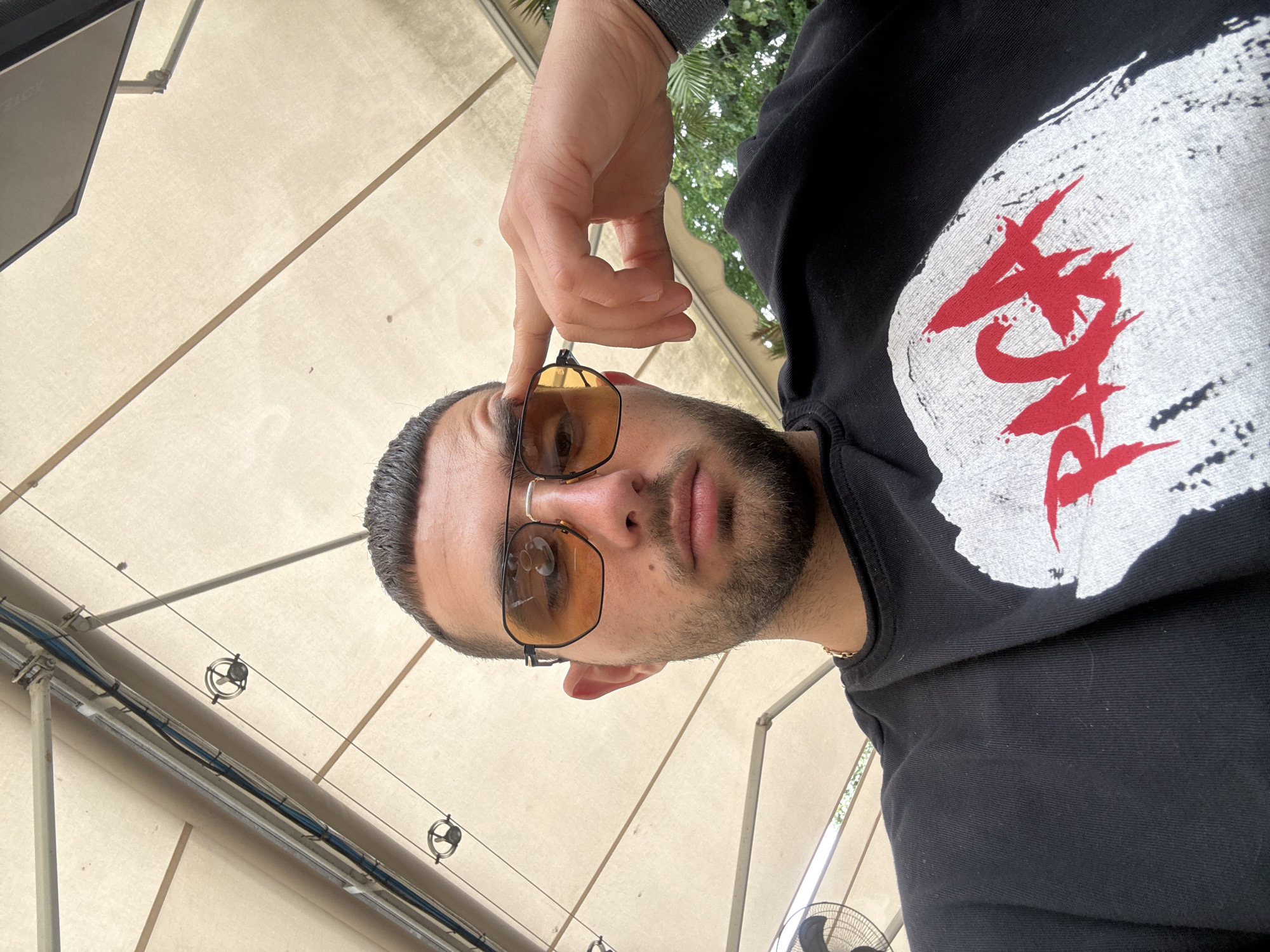 Morning selfies and cafe dining captured in Ruse, Bulgaria