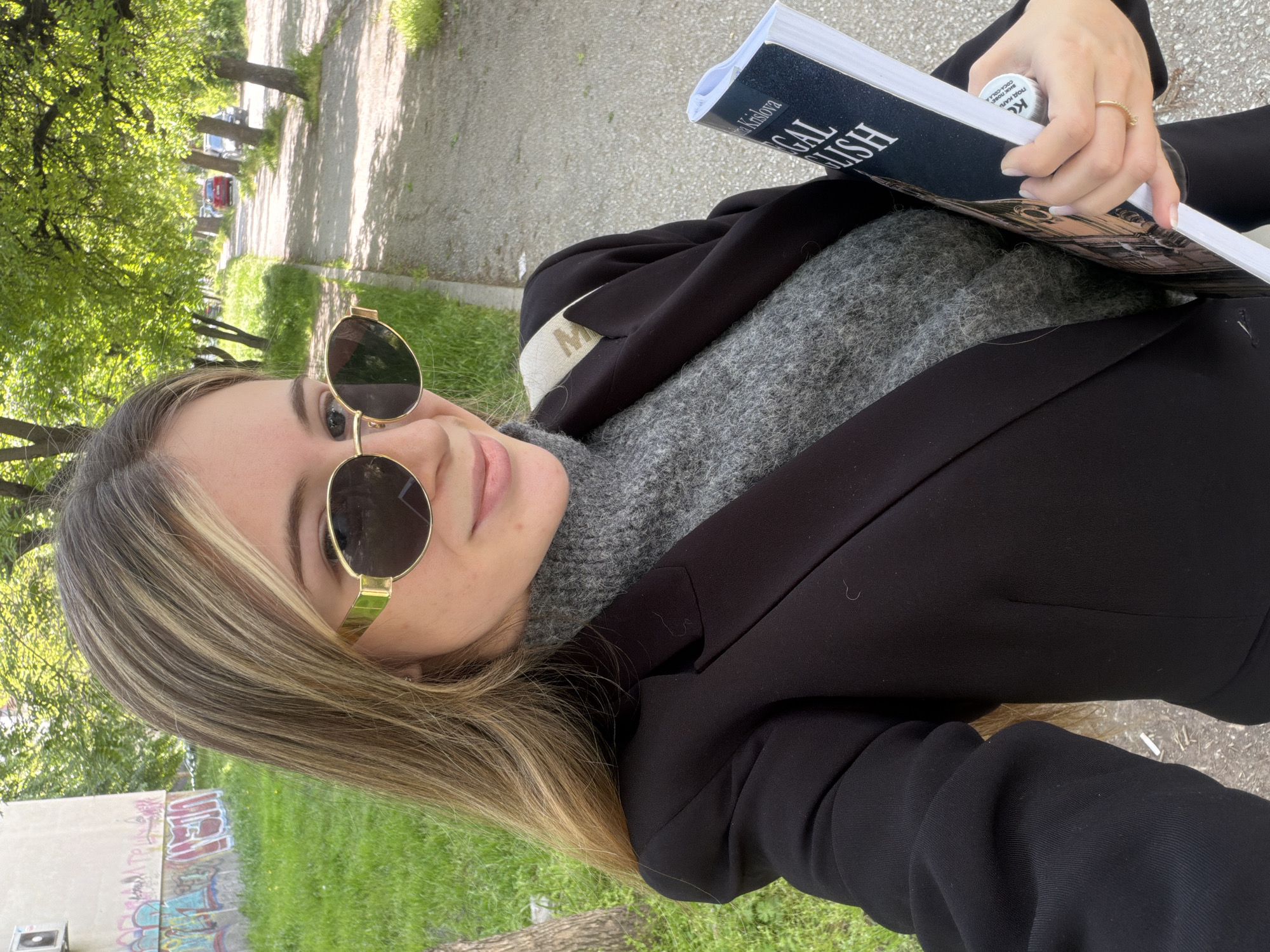 Woman spotted with legal English textbook in Plovdiv
