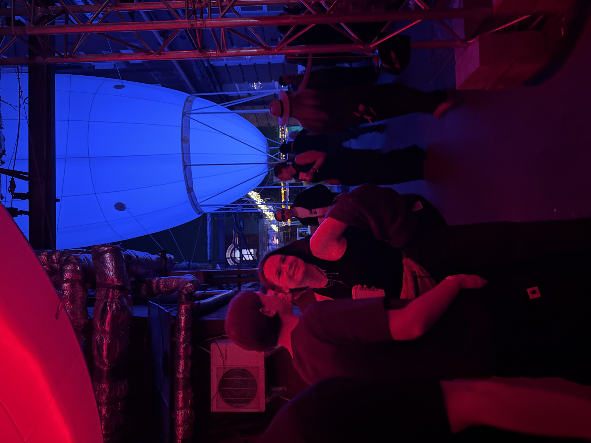 Red-lit nightclub party draws crowds in Moscow venue