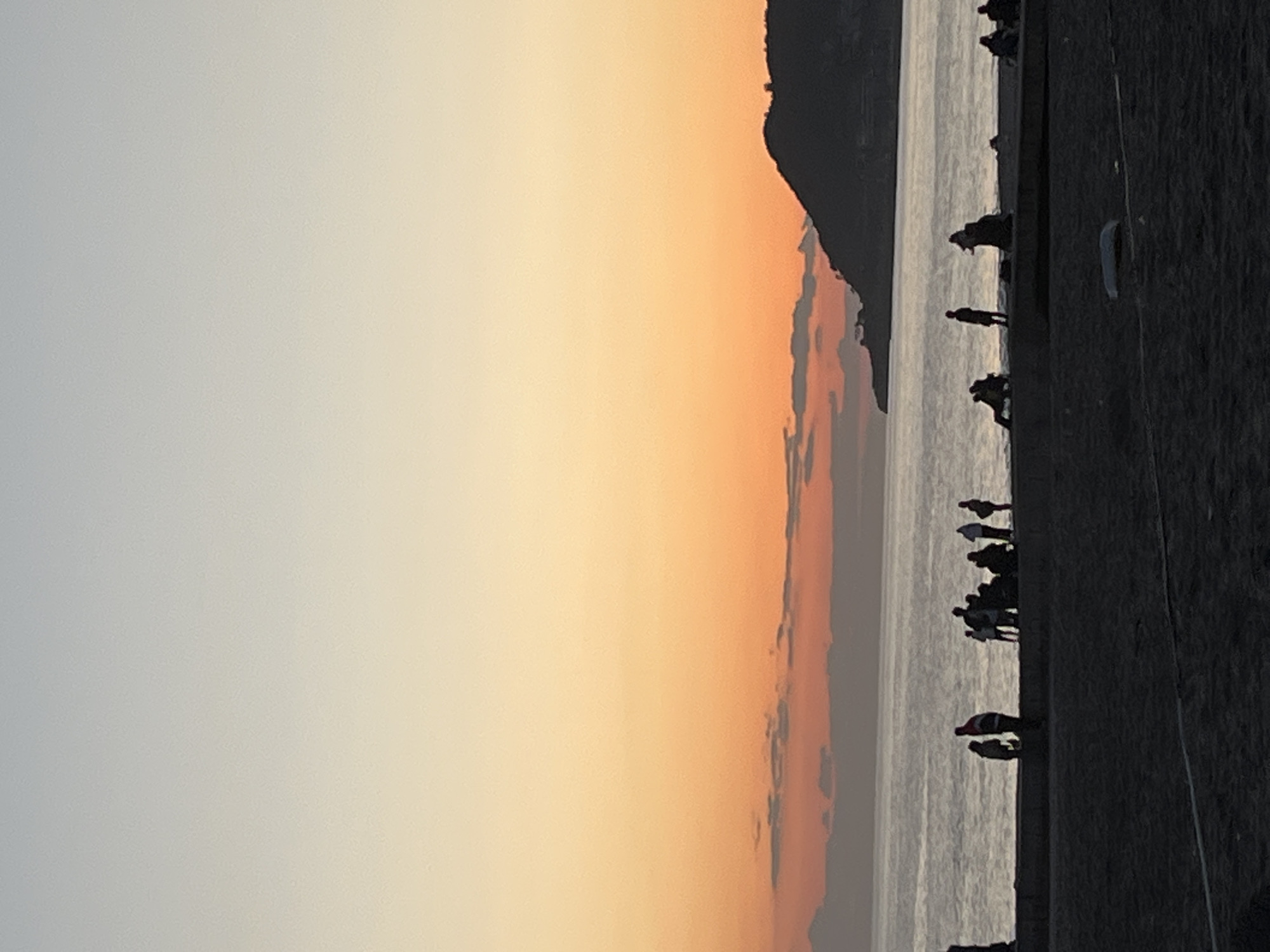 Sunset beach scenes captured by witnesses in Alanya, Turkey
