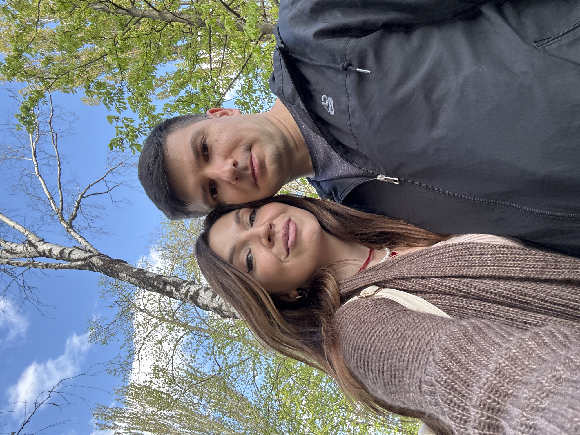 Couple enjoys afternoon meal and photo session in Kryvyi Rih