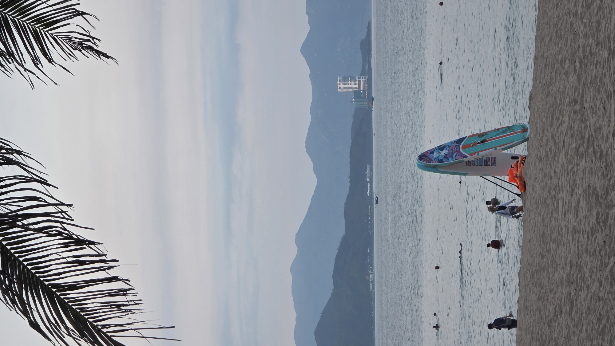 Morning scenes captured across Nha Trang's beaches and streets