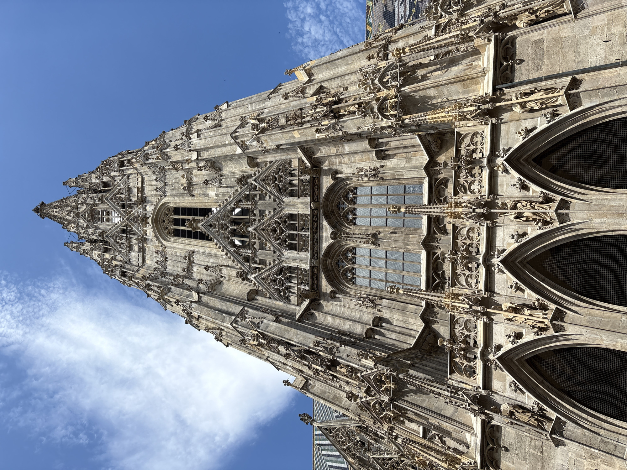 Around Stephansplatz: Gothic architecture, street scenes, and souvenir shops