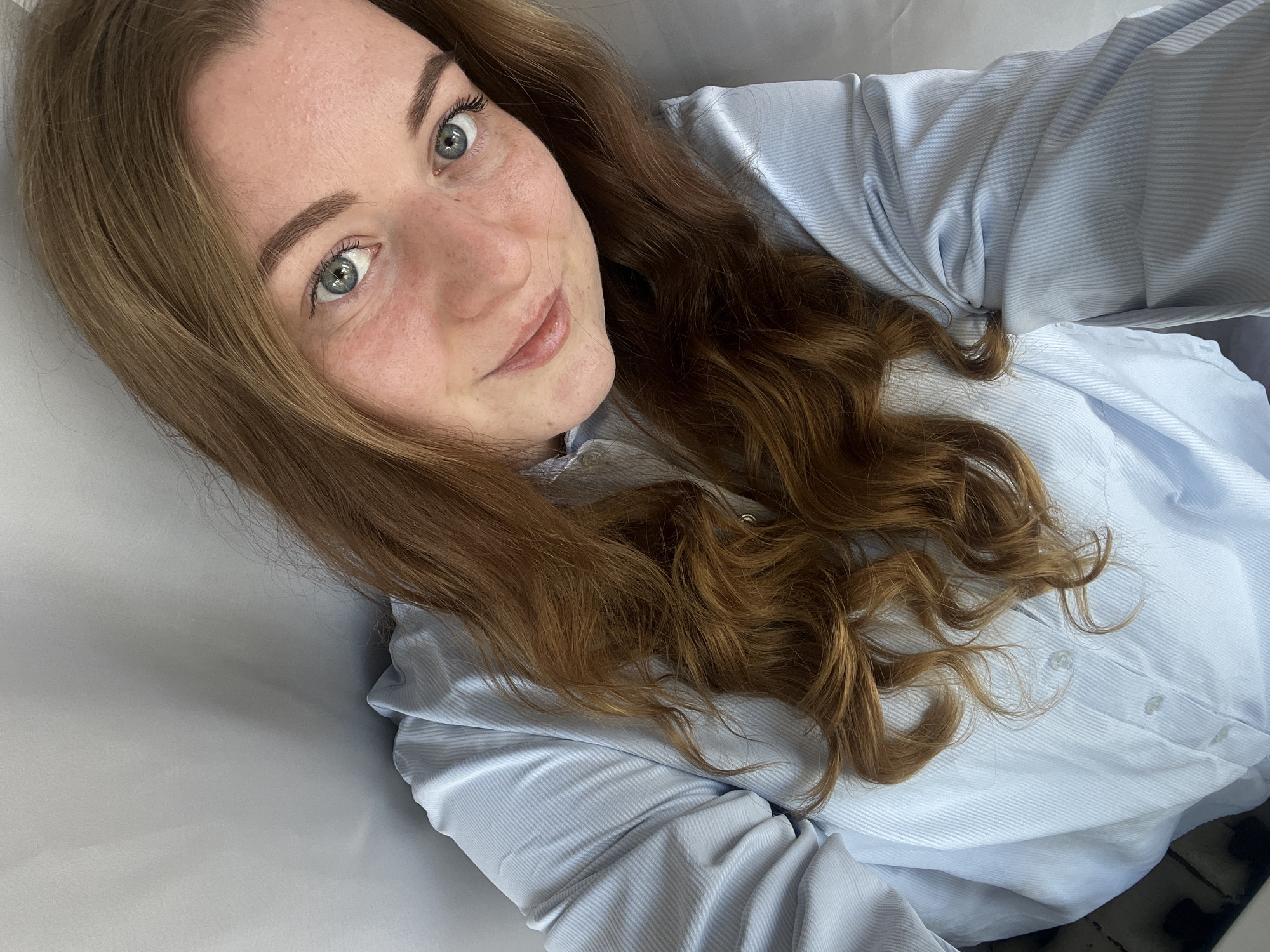 Morning selfies captured by two people in Раздолье, Russia