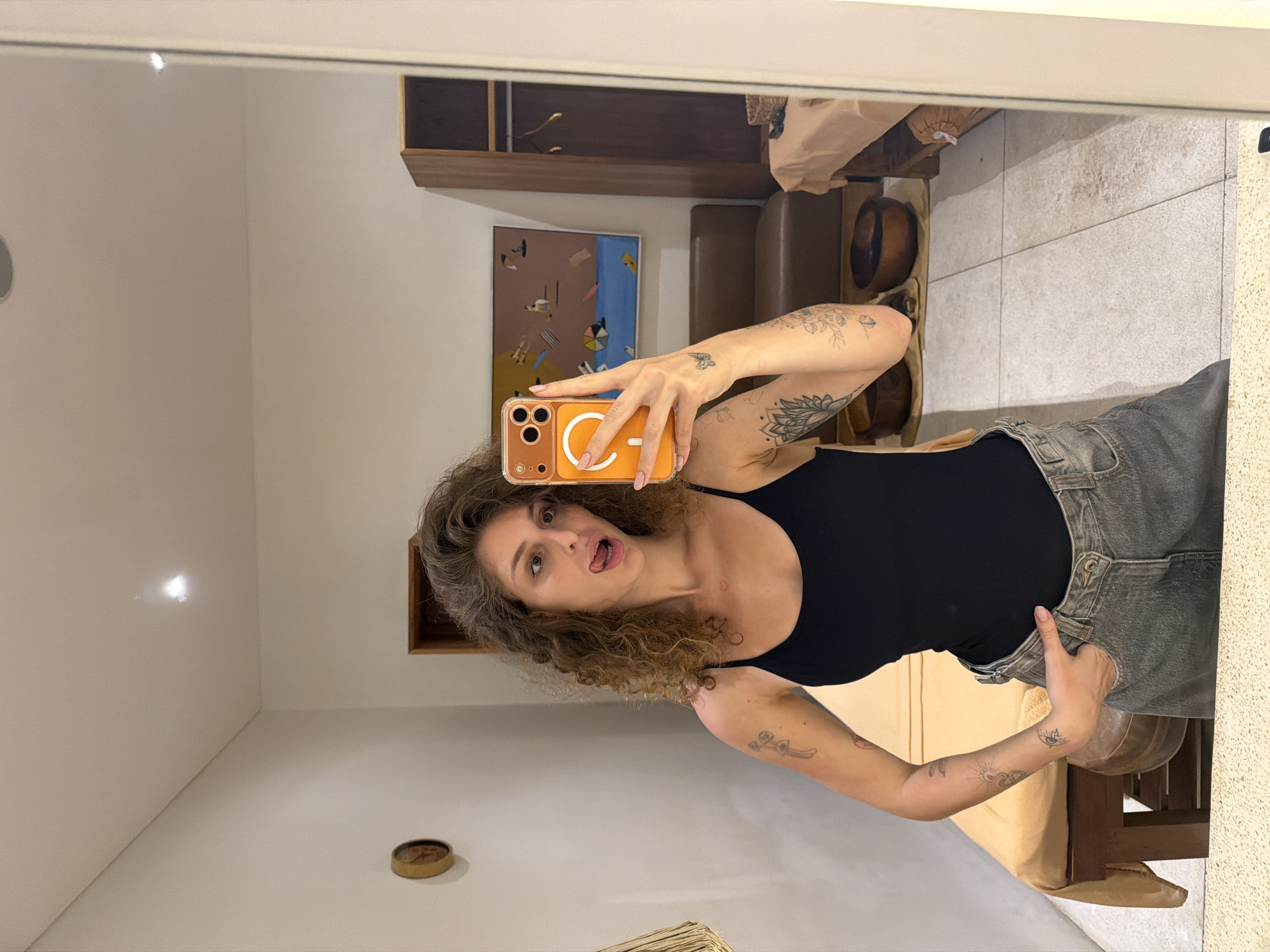 Woman documents spa and gym visit in North Kuta