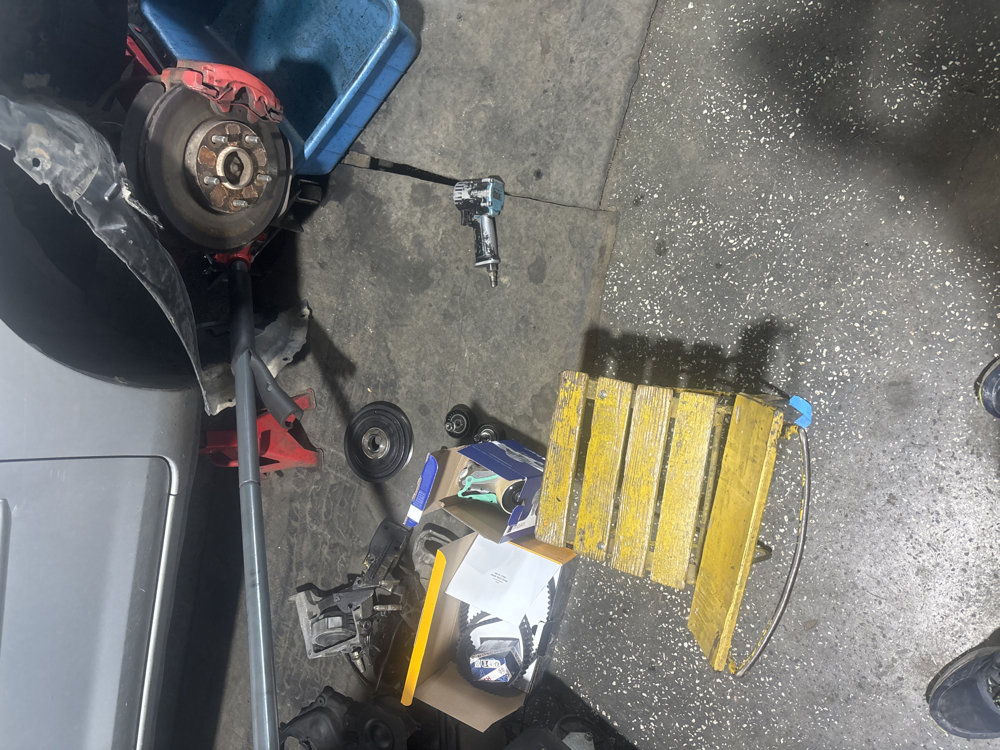Auto repair shop operations documented in Aytos, Bulgaria