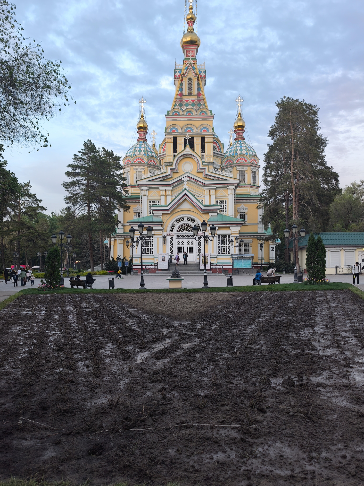 Spring afternoon at Almaty's historic cathedral draws visitors, games