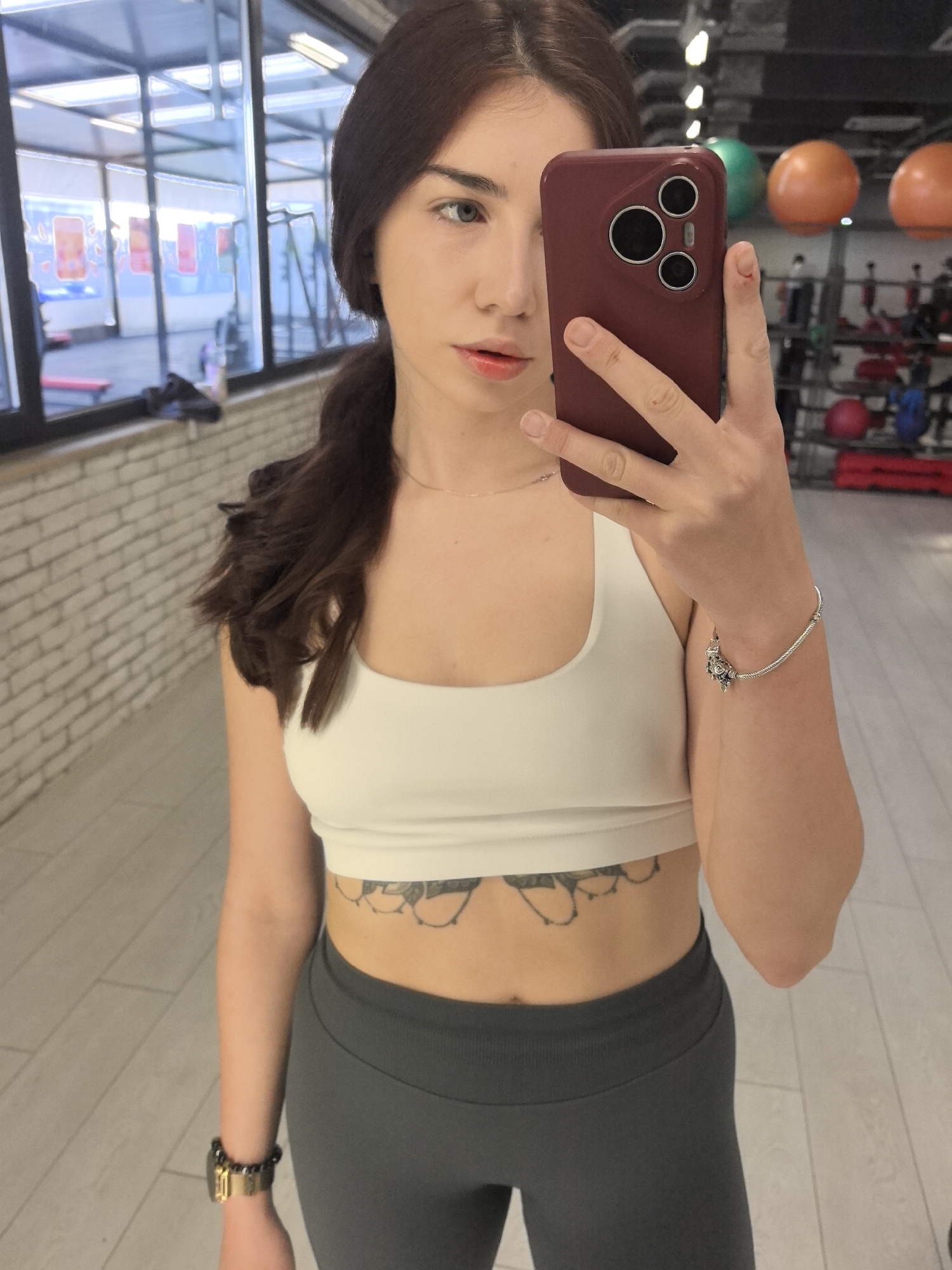 Woman takes gym selfie in Stara Zagora early morning