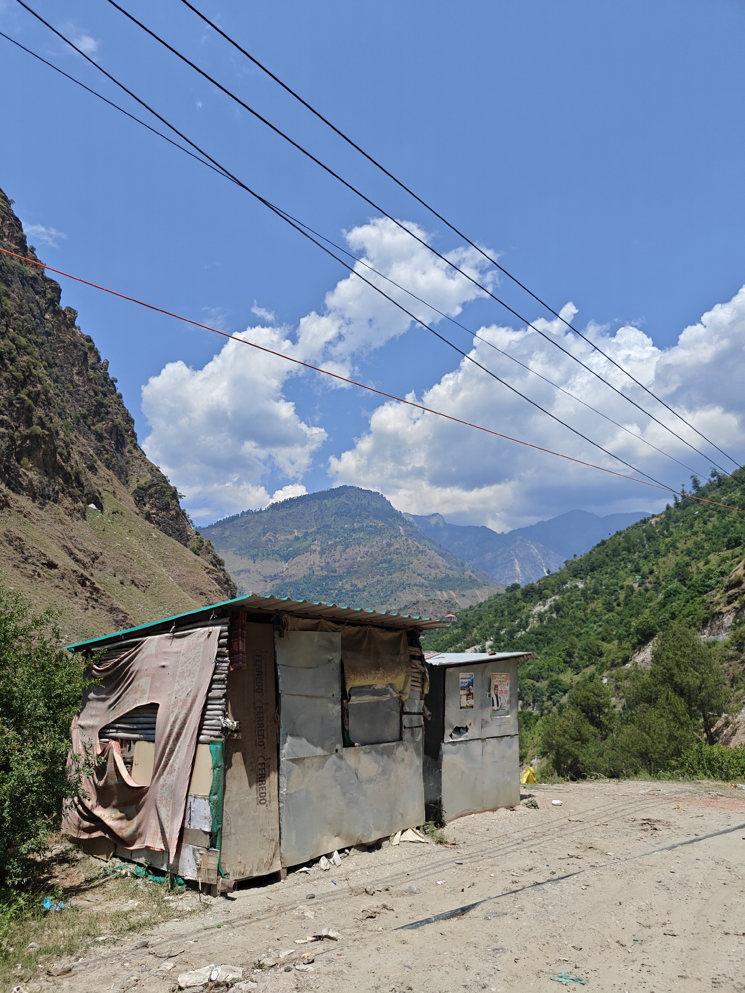 Clear morning skies documented over Indian mountain landscapes