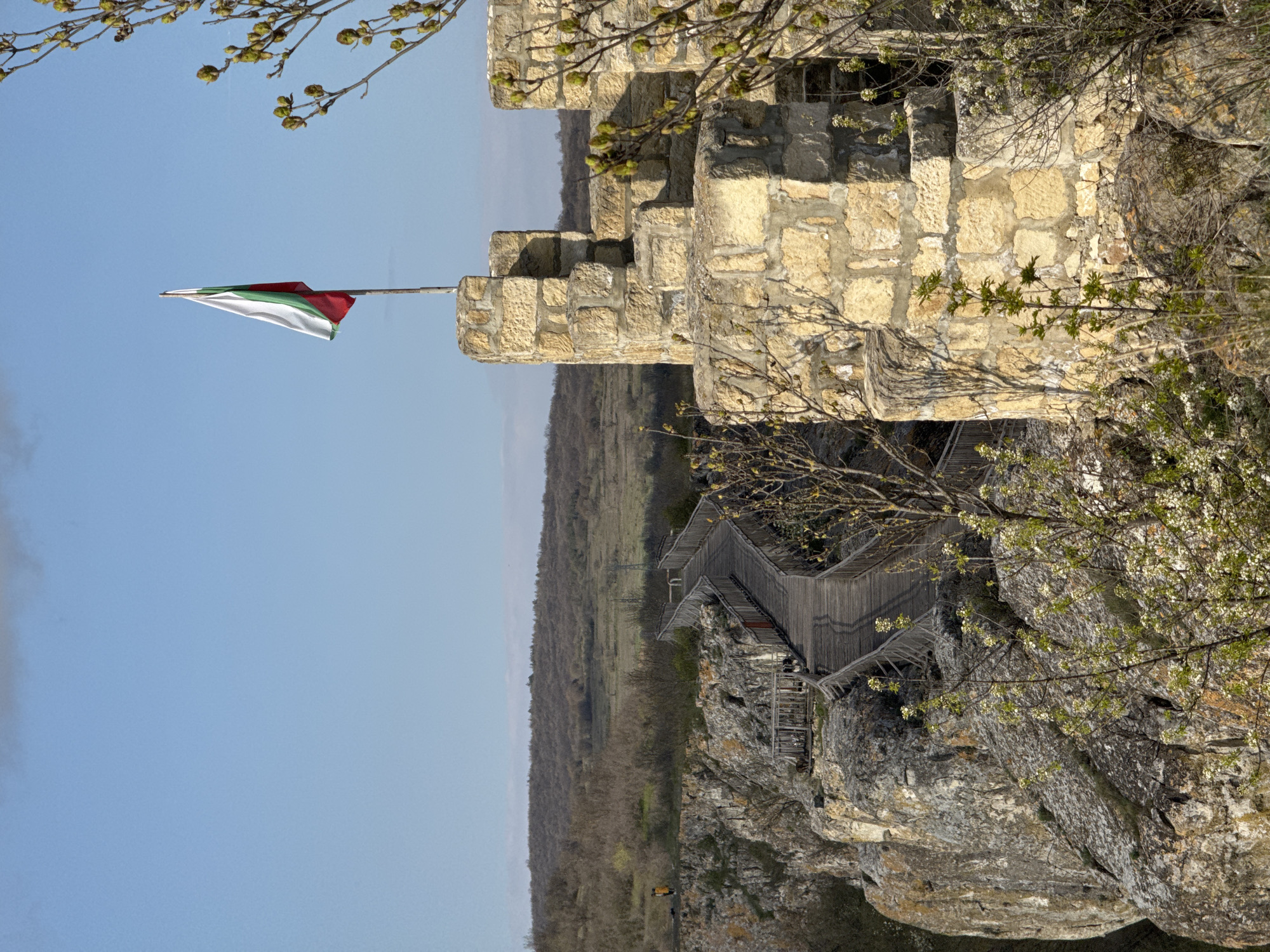 Tourist captures scenic views of Ovech Fortress and Provadia landscape