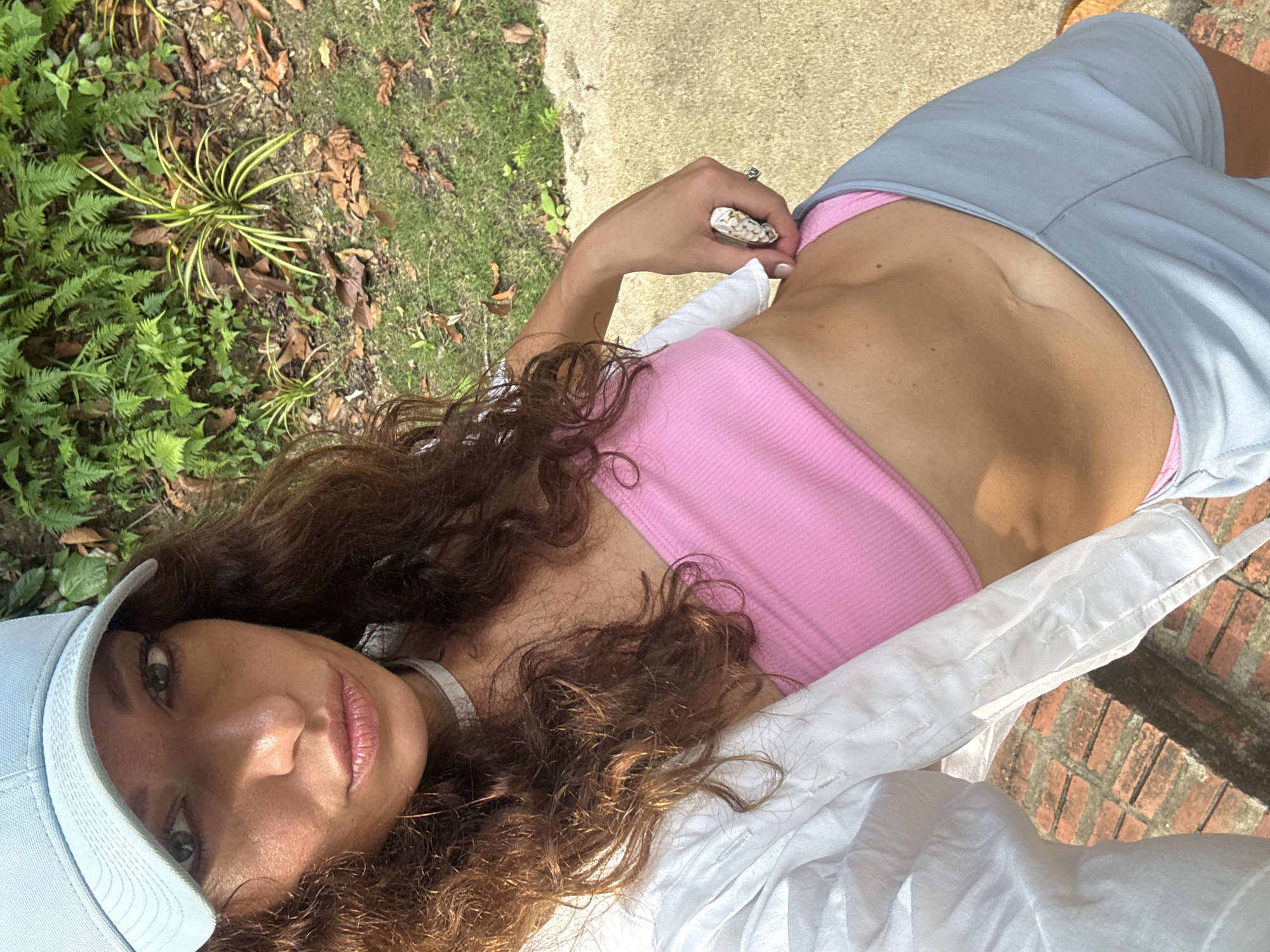 Woman takes outdoor selfie in Đà Nẵng, Vietnam