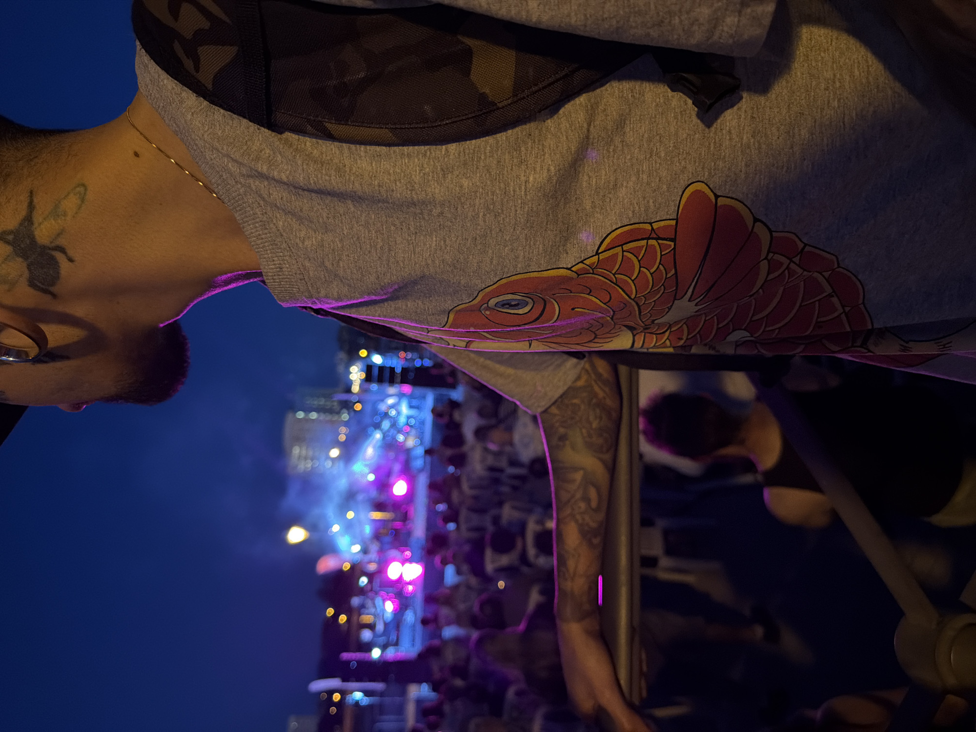 Evening concert draws crowds across Madrid parks and waterfront