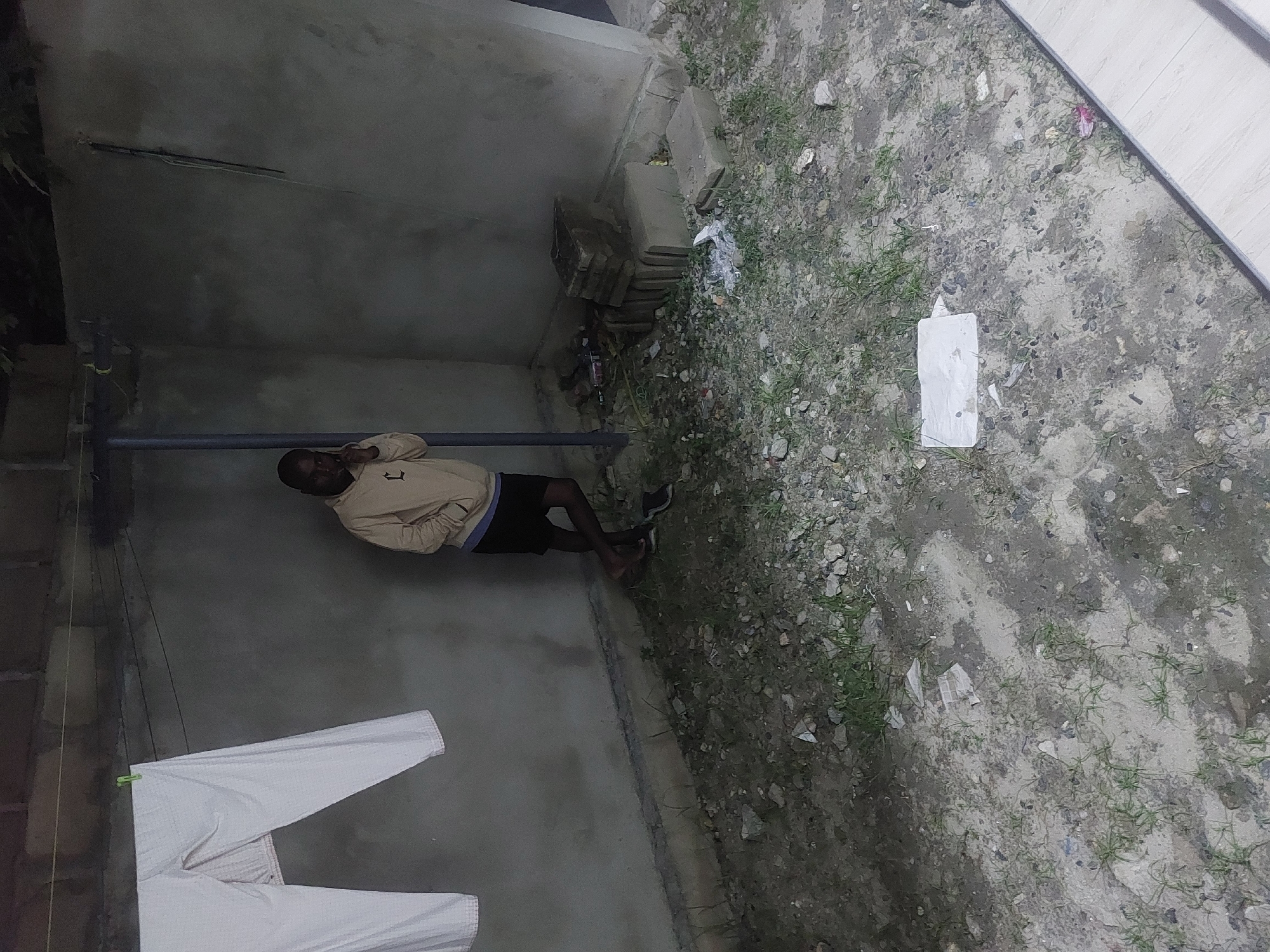 Household chores and domestic life documented in Dar es-Salaam