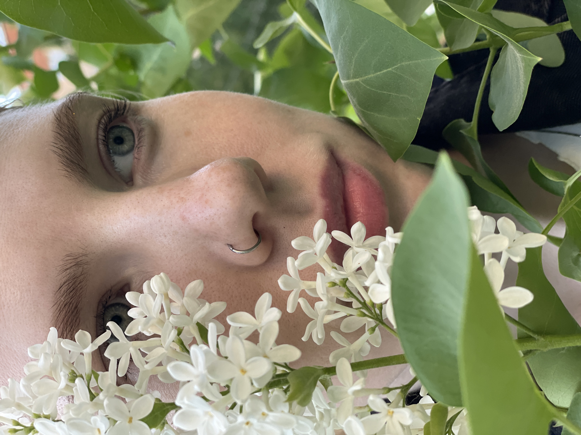 Spring portrait session captured among dandelions, lilacs in Izhevsk