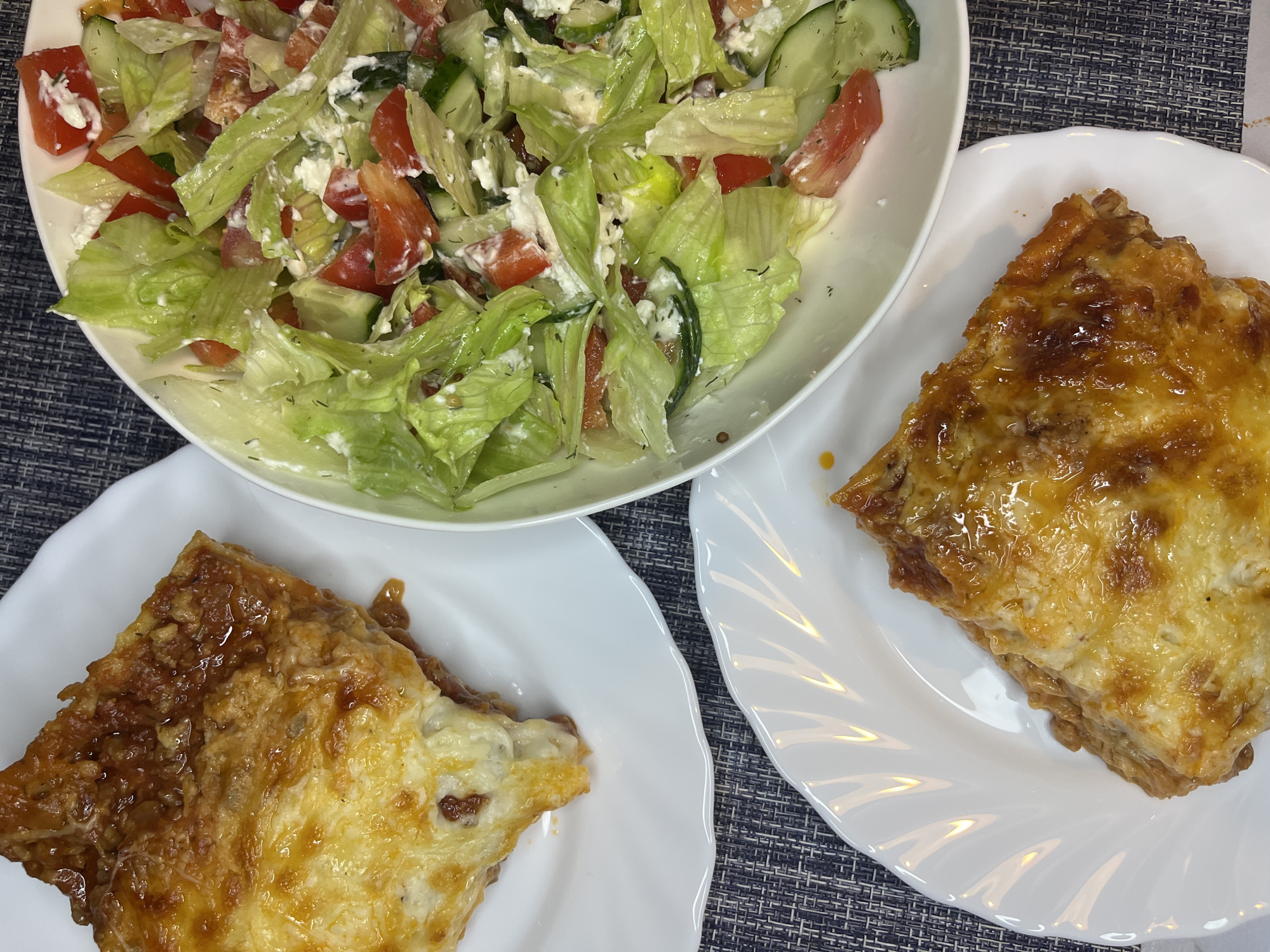 Dinner documented in Russian village features lasagna and fresh salad