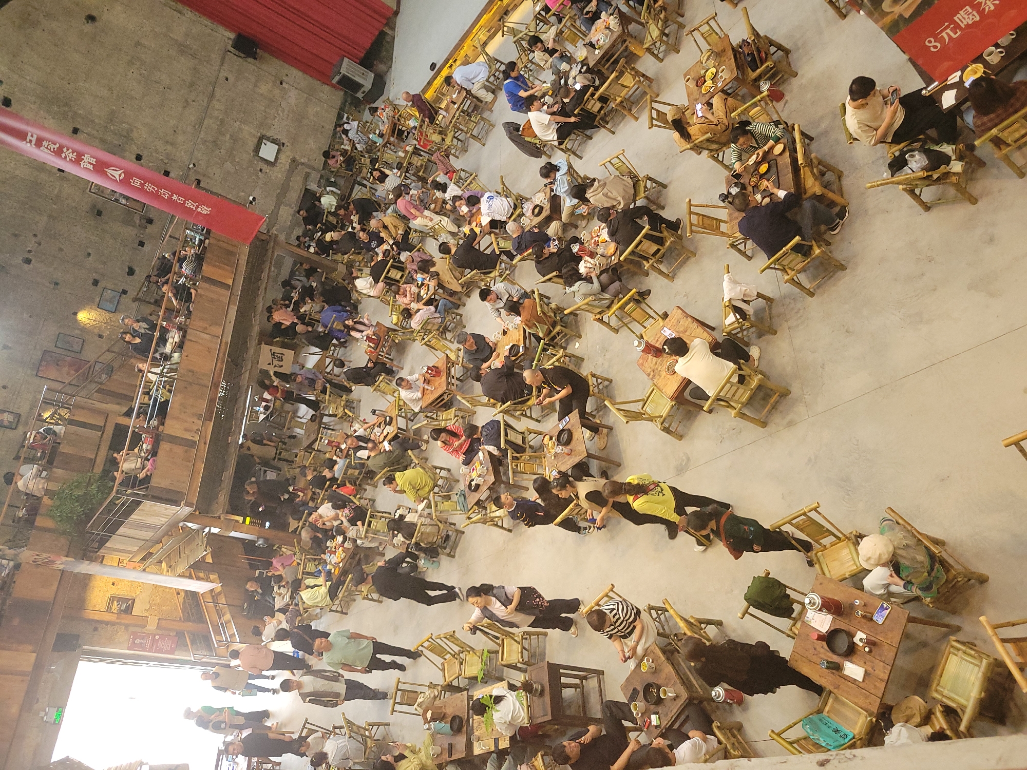 Large indoor gathering draws crowds in Liangjiang, China