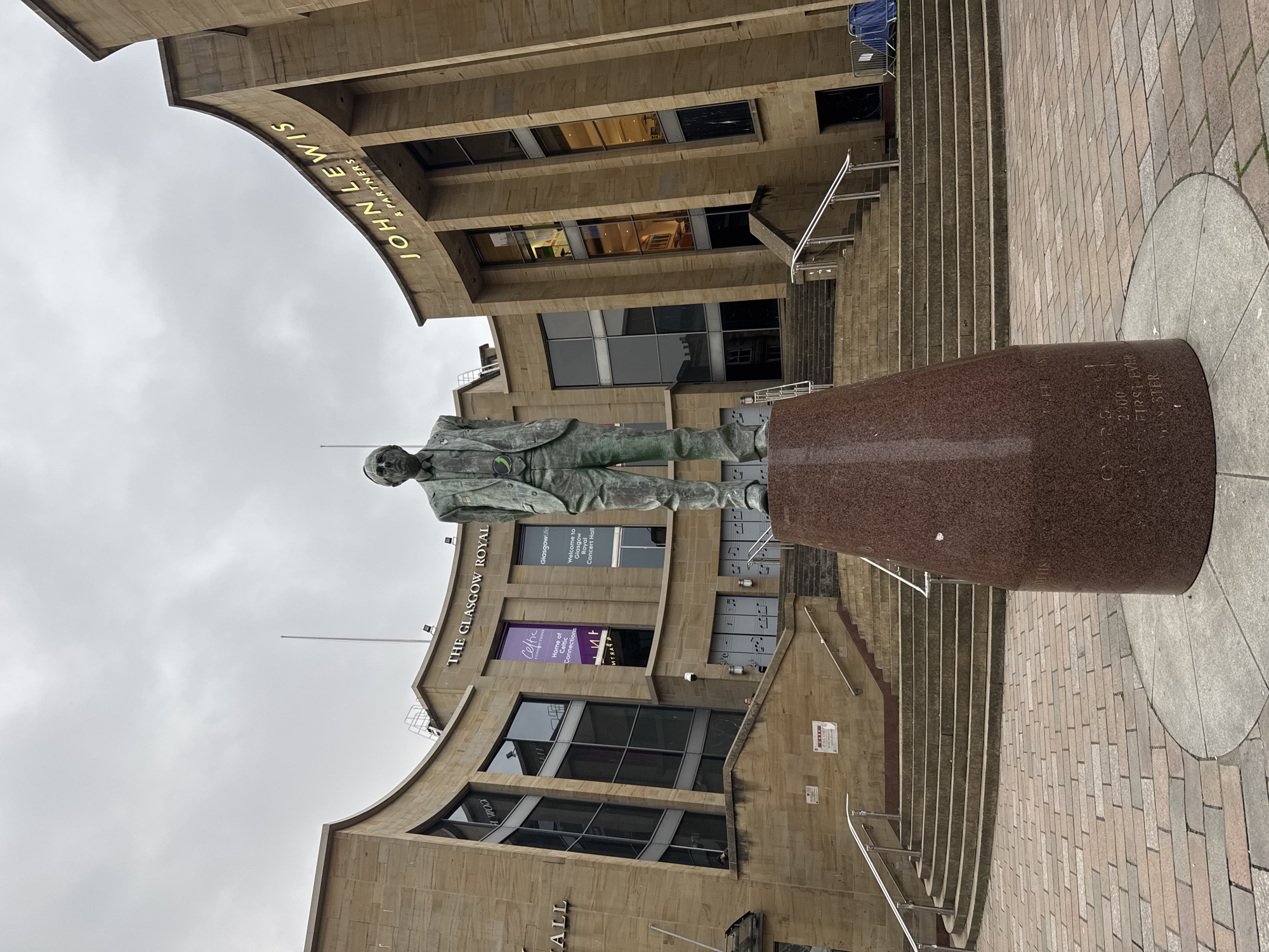 Bronze statue outside John Lewis in Glasgow city centre