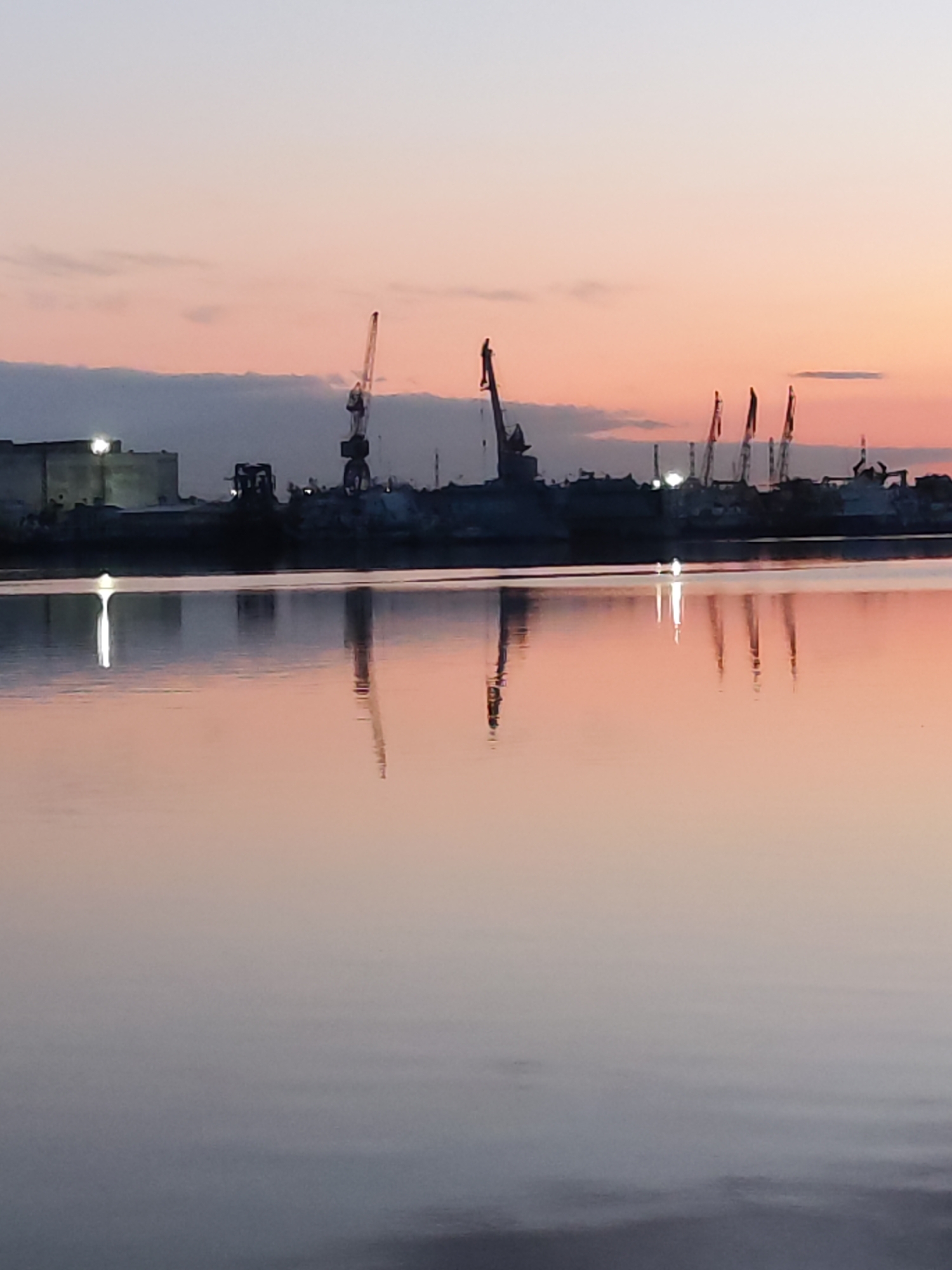 Sunset over Kama River documented by witnesses in Chaikovsky