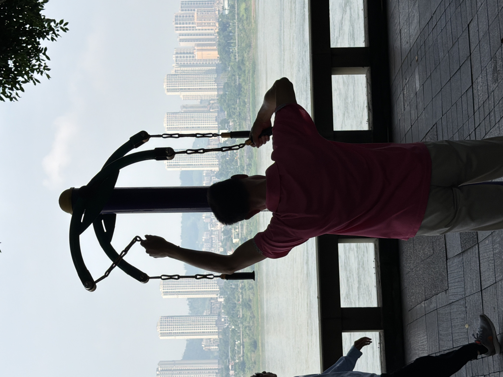 Morning riverside life captured in Jiangjin, China