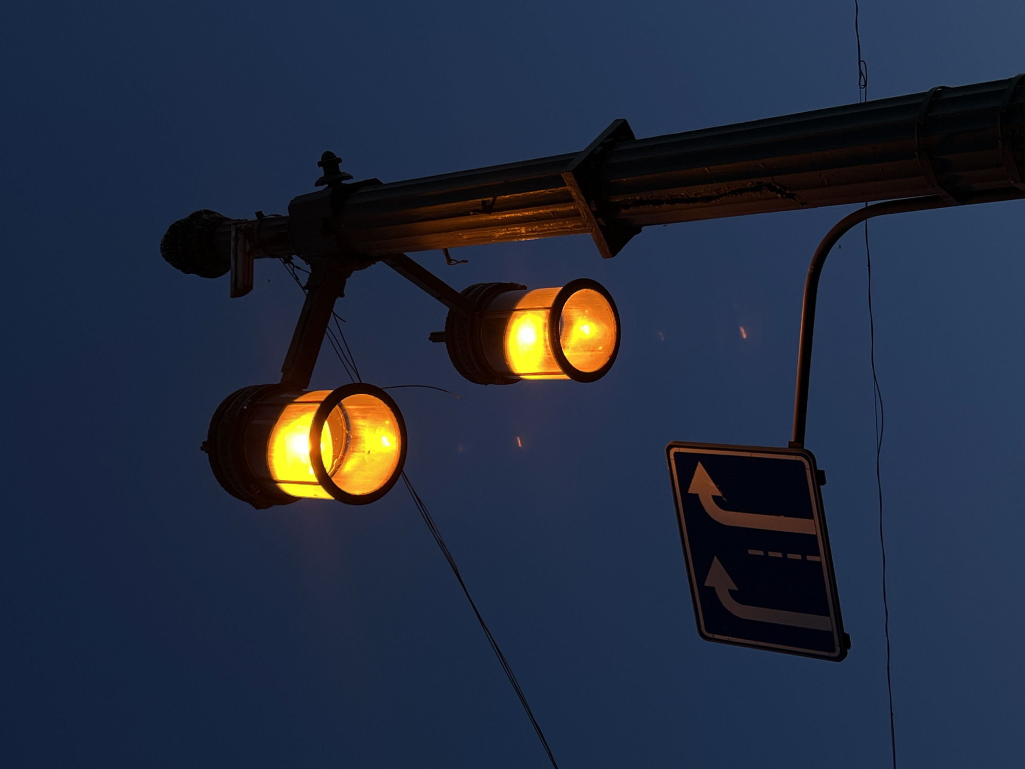 Evening twilight scenes documented across St. Petersburg bridges and streets