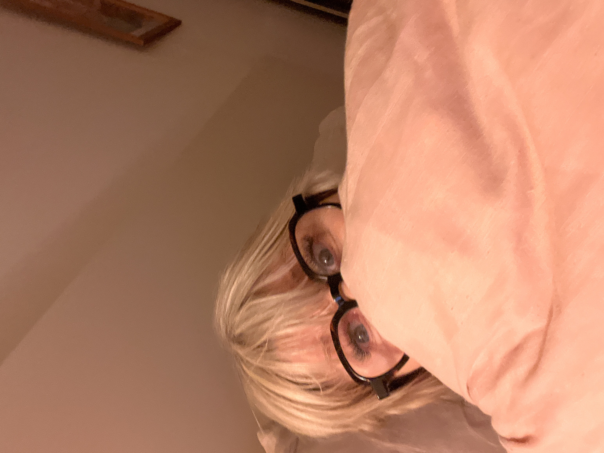 Woman takes bedroom selfies in Chambœuf, France