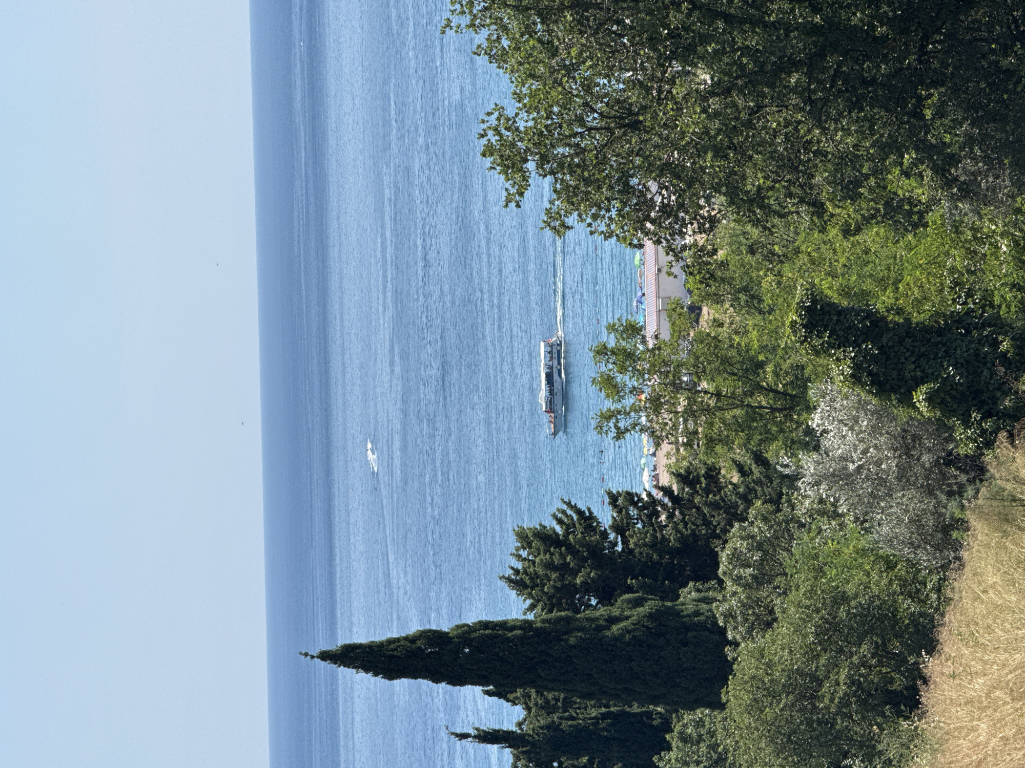 Construction and coastal life along the Adriatic in Boreti