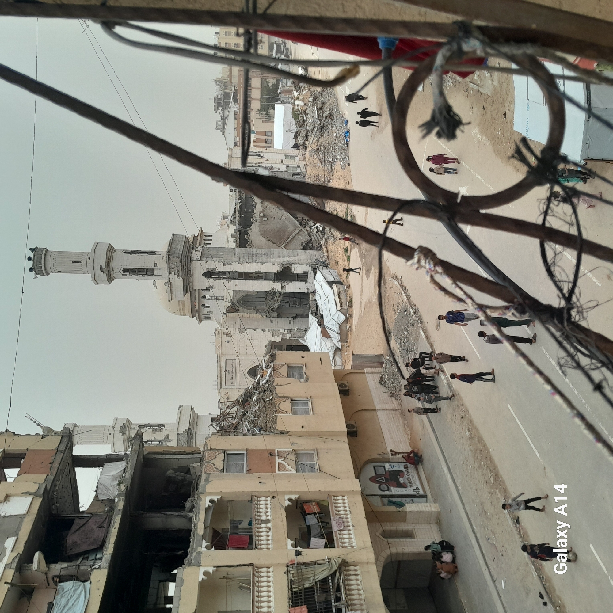 Widespread destruction and displacement documented in Khan Yunis