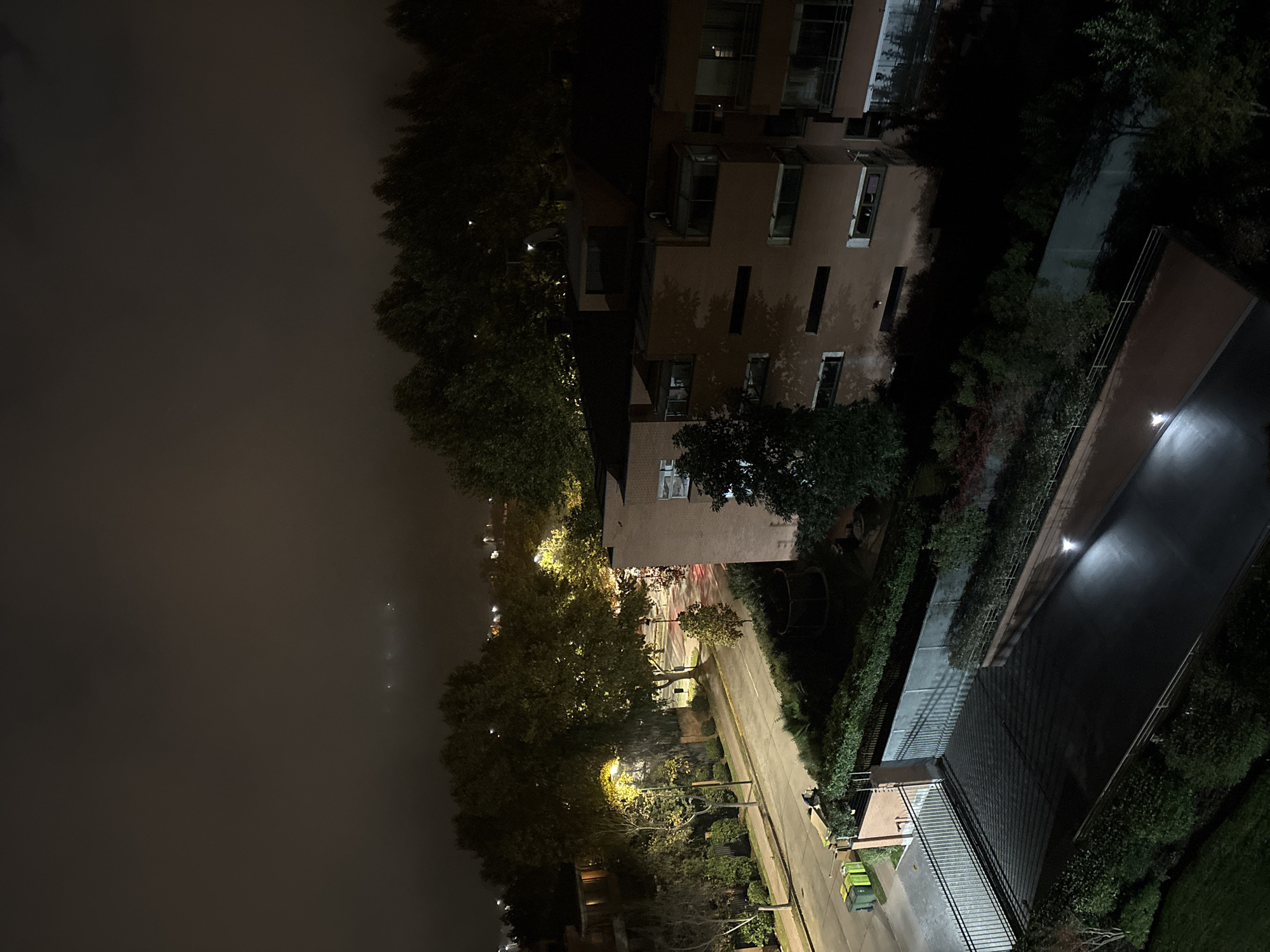 Late-night dining and street views captured in Vitacura, Chile
