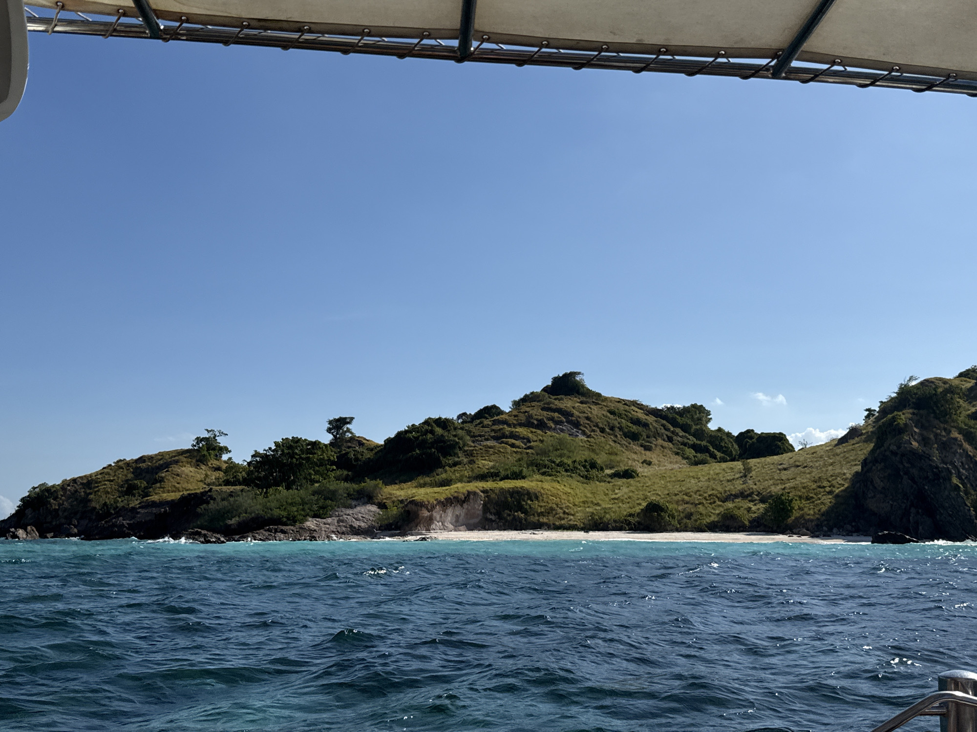 Morning boat views capture Pasir Putih island scenery