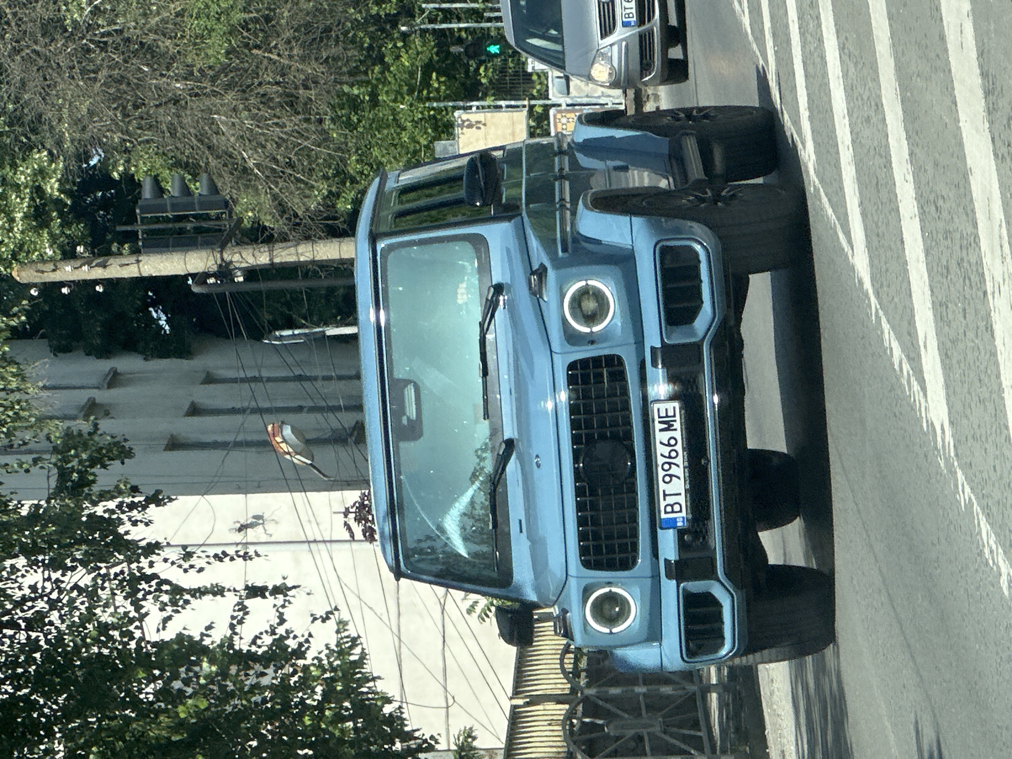 Mercedes illegally parked on crosswalk in Veliko Tarnovo