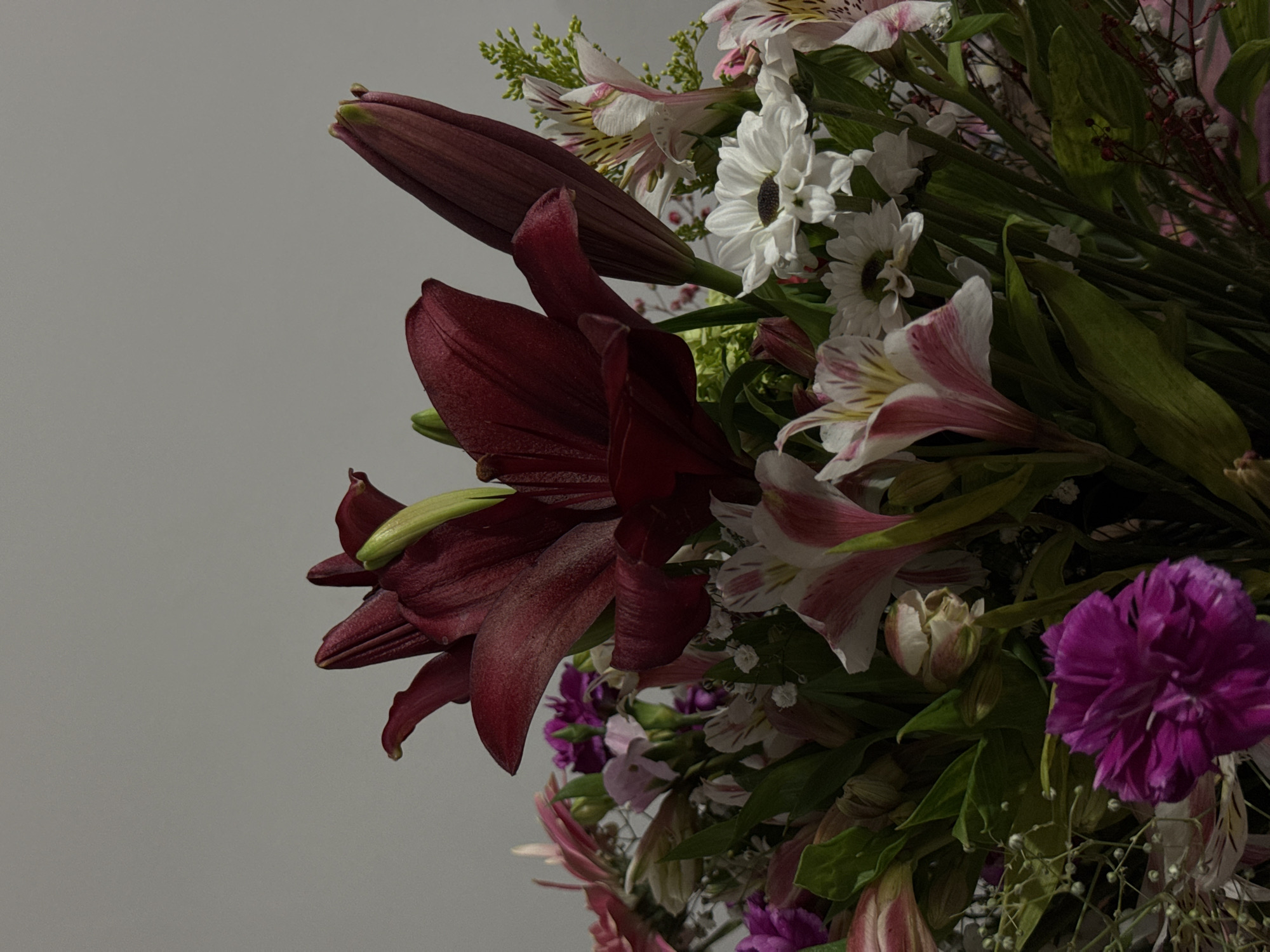 Flower bouquets and portraits captured in Mexican village