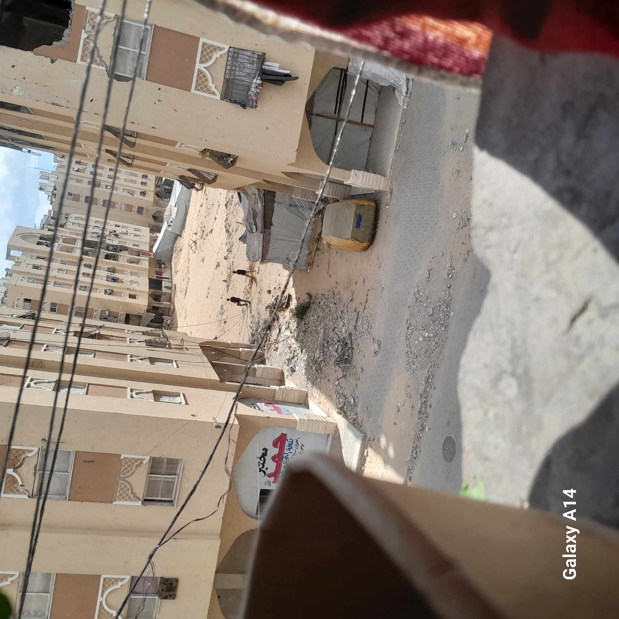 Daily life continues amid widespread destruction in Khan Yunis