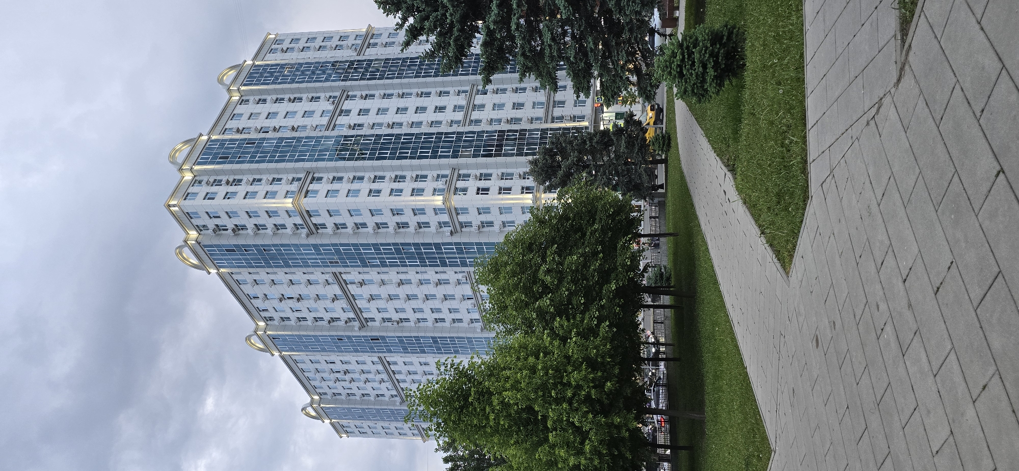 Everyday scenes captured in Grozny park and urban areas