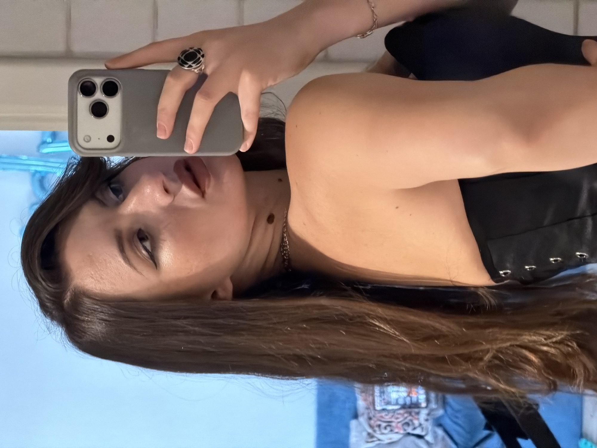 Getting-ready mirror selfies in a Sharm El Sheikh hotel room