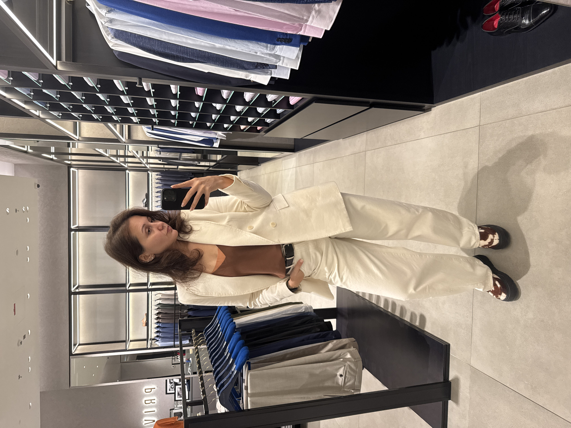 Dubai Morning Scenes: Store Selfie and Luxury Display Captured