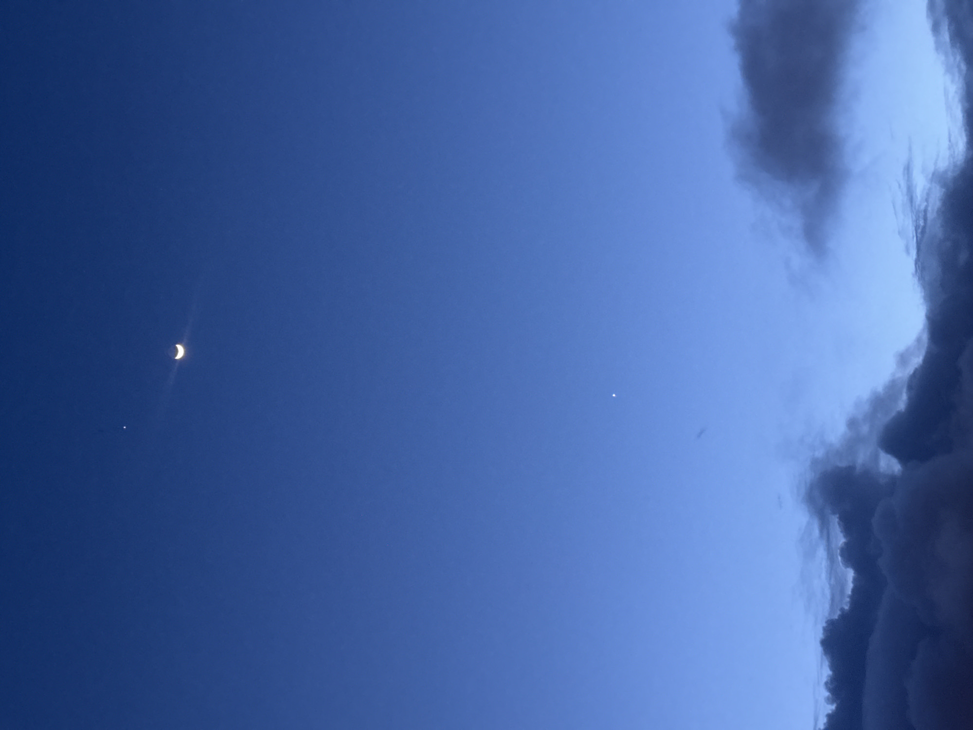 Twilight scenes captured across Da Lat during evening hours