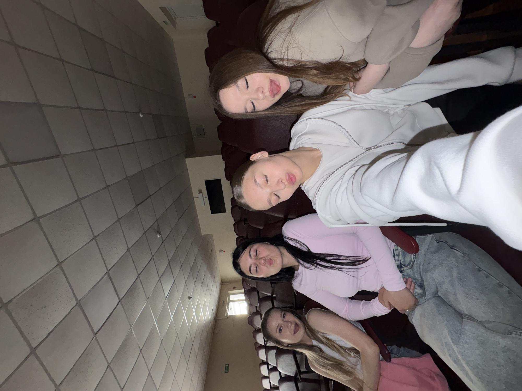A laid-back day with friends, kids, and a cat in Chaikovsky