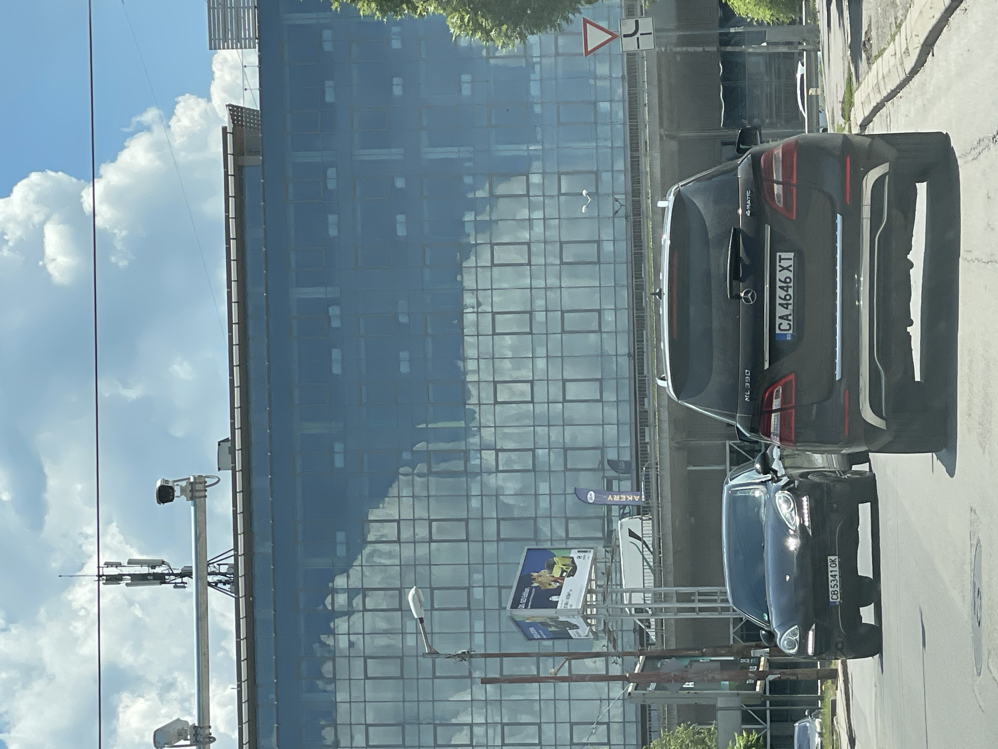 Ordinary morning life documented across Sofia during 35-minute window