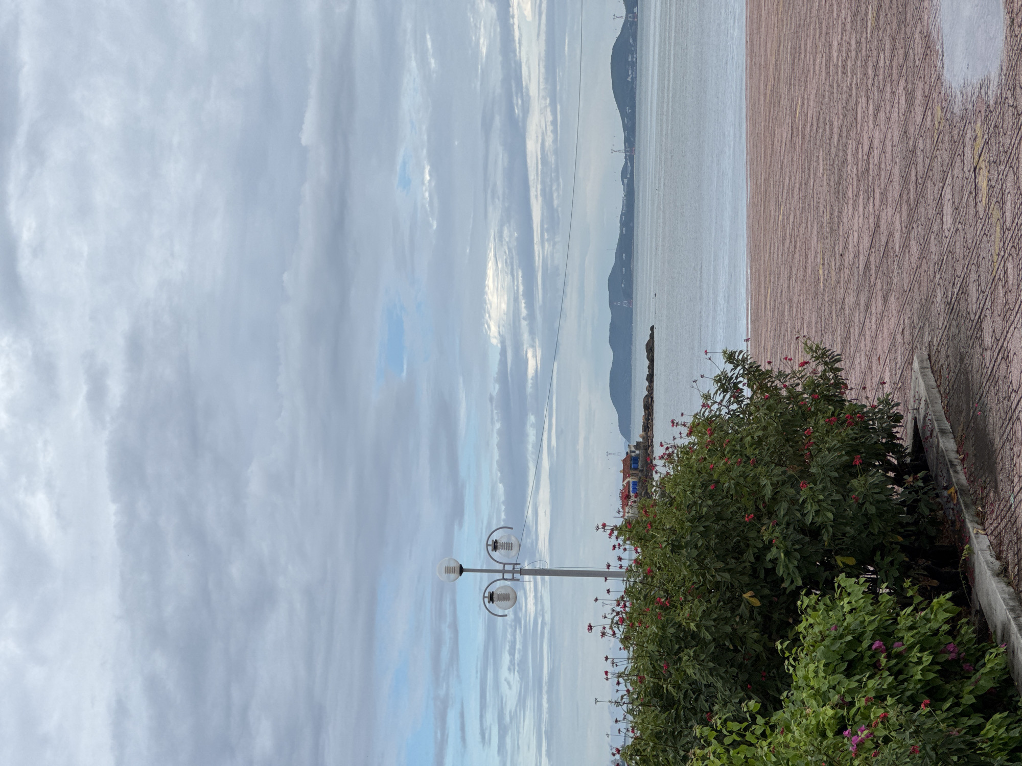 Morning stroll captures everyday life in Nha Trang coastal district