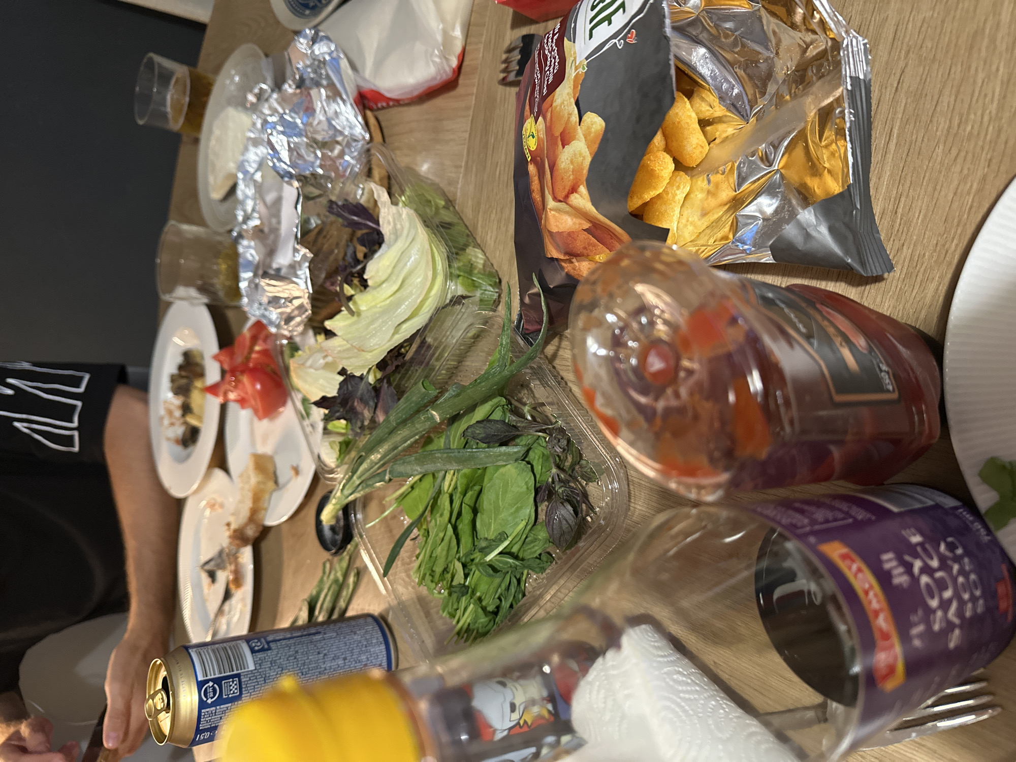 Family gathering documented in Fethiye following shared meal