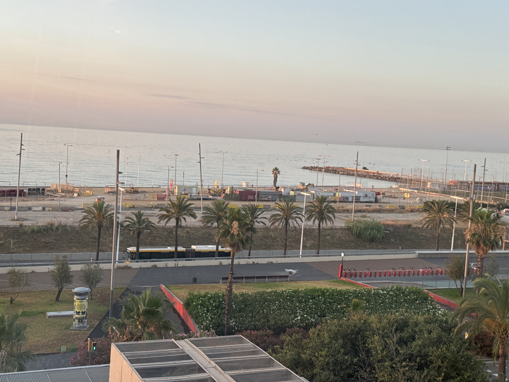 Sunrise check-in at Barcelona's Hotel Front Maritim