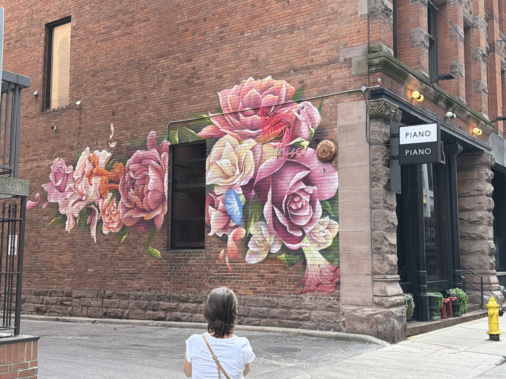 Evening photo walk documents Toronto's diverse neighborhoods and architecture