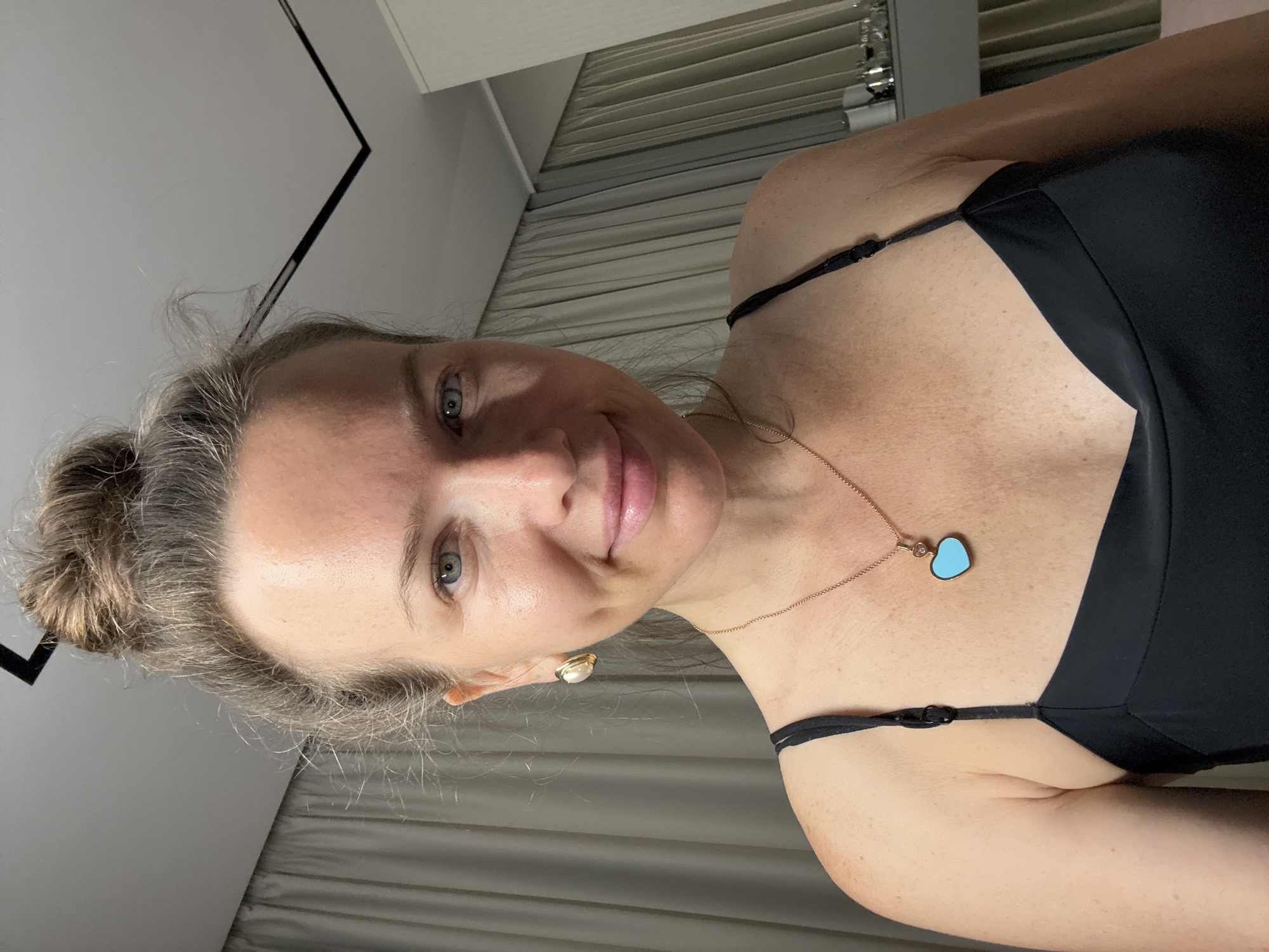 Quick indoor selfie series in Khimki, same look, multiple angles