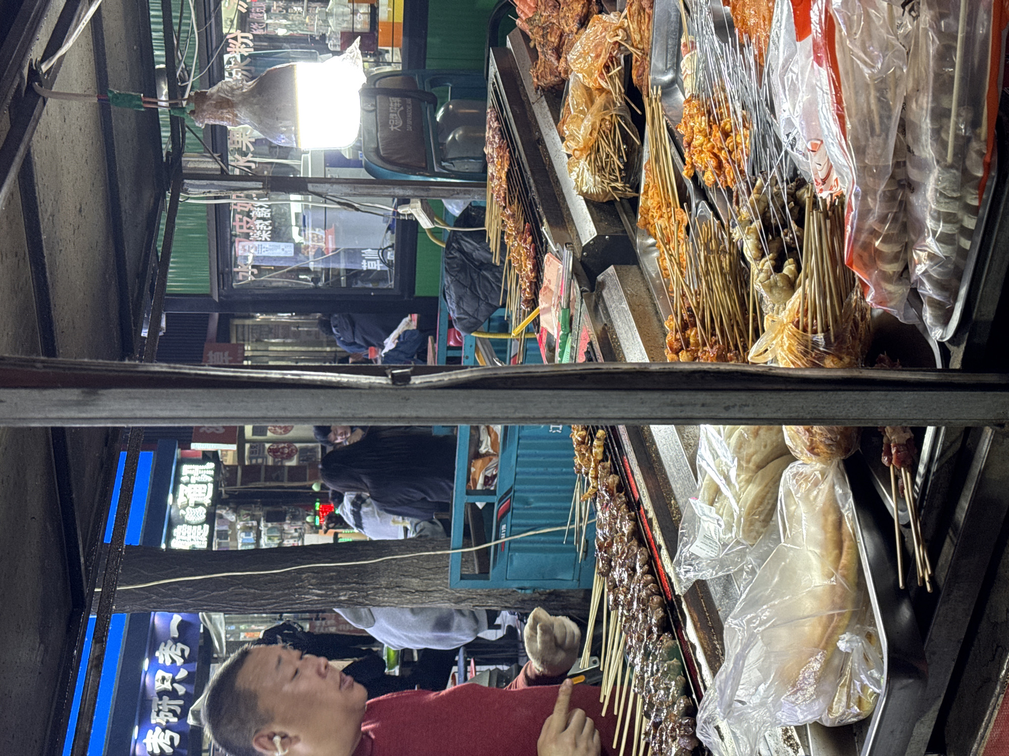 Busy nighttime street life documented in Zhongtun, China